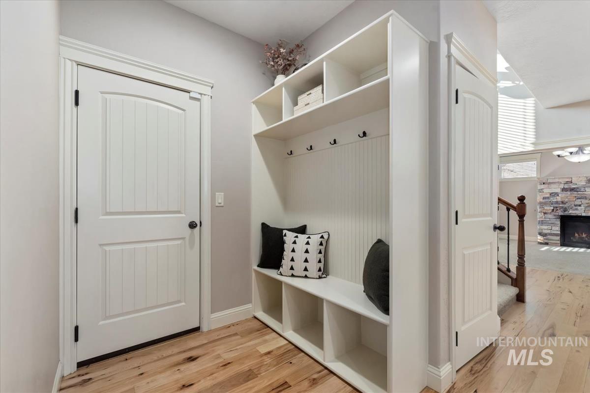 1082 E. Azan St., Meridian, Idaho 83646, 4 Bedrooms, 3 Bathrooms, Residential For Sale, Price $739,900,MLS 98973627