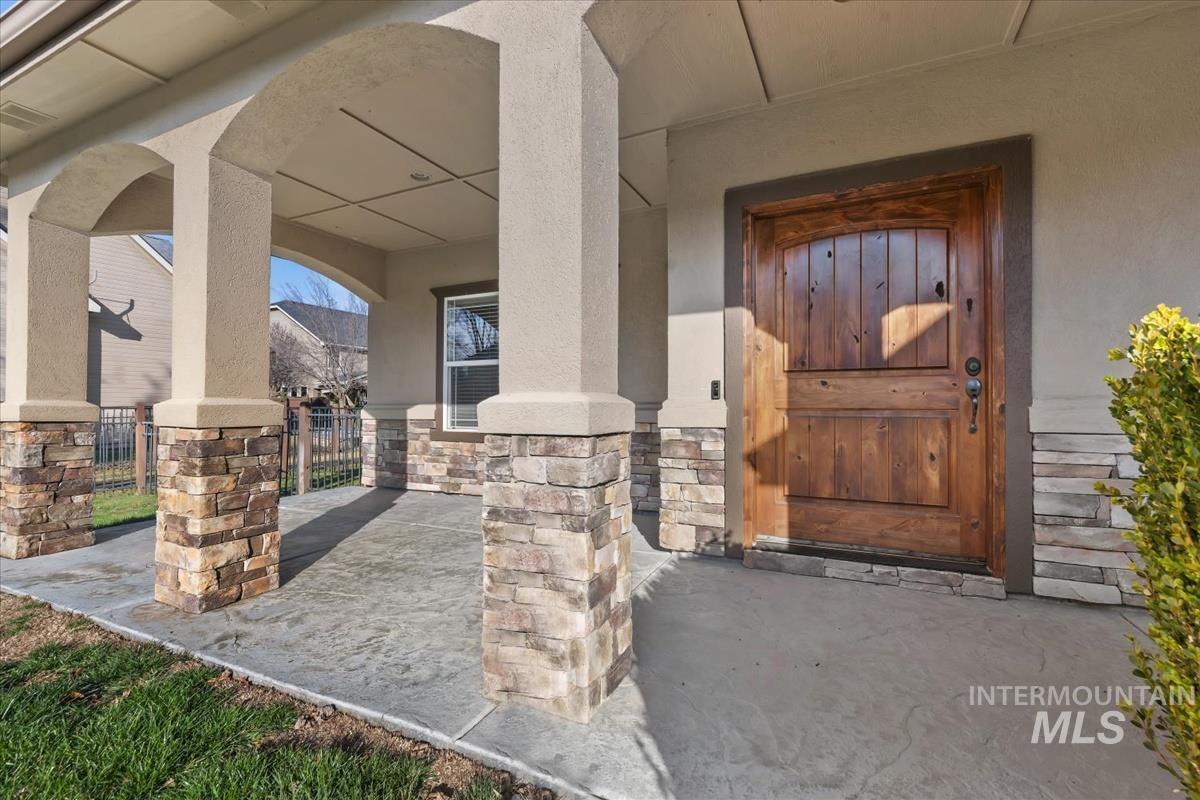 1082 E. Azan St., Meridian, Idaho 83646, 4 Bedrooms, 3 Bathrooms, Residential For Sale, Price $739,900,MLS 98973627