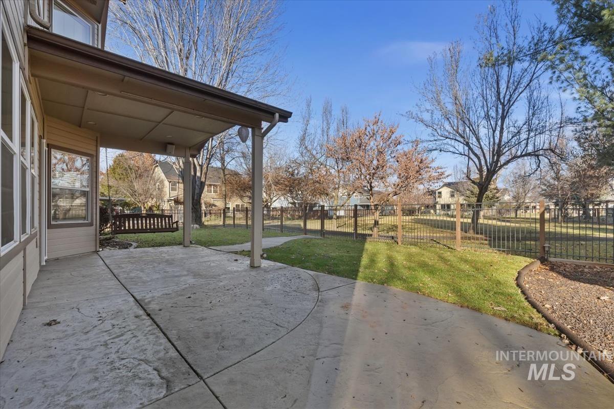 1082 E. Azan St., Meridian, Idaho 83646, 4 Bedrooms, 3 Bathrooms, Residential For Sale, Price $739,900,MLS 98973627