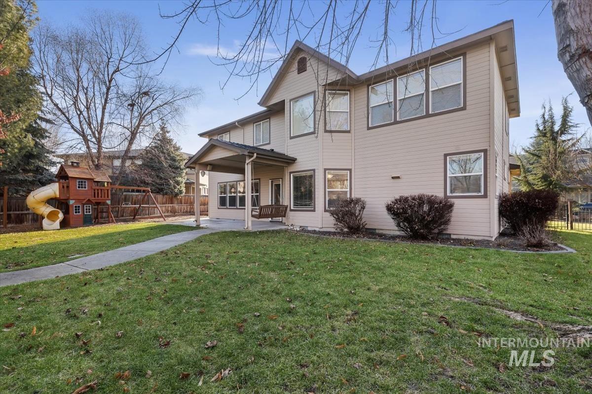 1082 E. Azan St., Meridian, Idaho 83646, 4 Bedrooms, 3 Bathrooms, Residential For Sale, Price $739,900,MLS 98973627