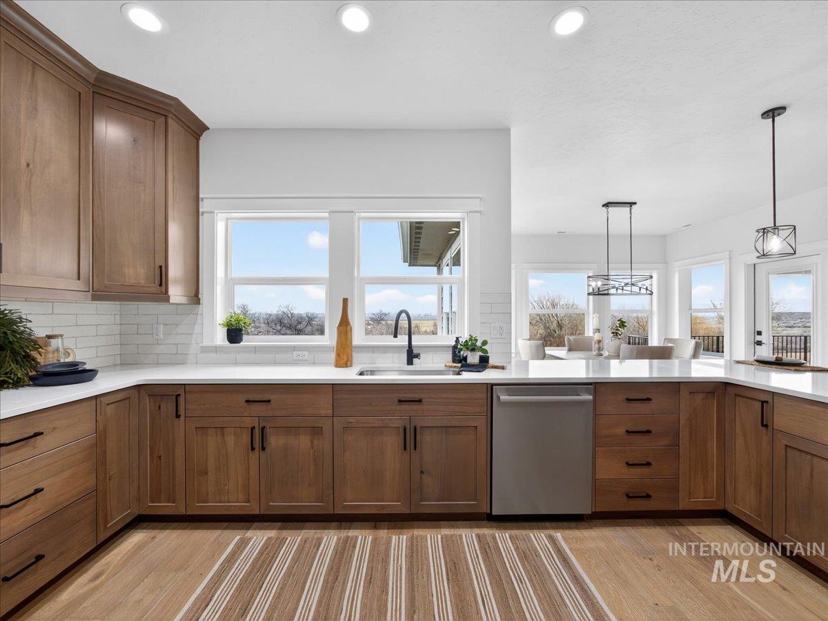 25701 Clydesdale Lane, Parma, Idaho 83660, 5 Bedrooms, 3 Bathrooms, Residential For Sale, Price $1,173,000, 98973628