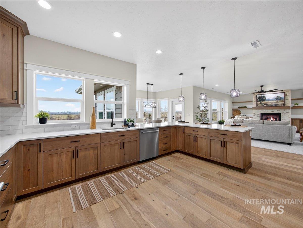 25701 Clydesdale Lane, Parma, Idaho 83660, 5 Bedrooms, 3 Bathrooms, Residential For Sale, Price $1,173,000, 98973628