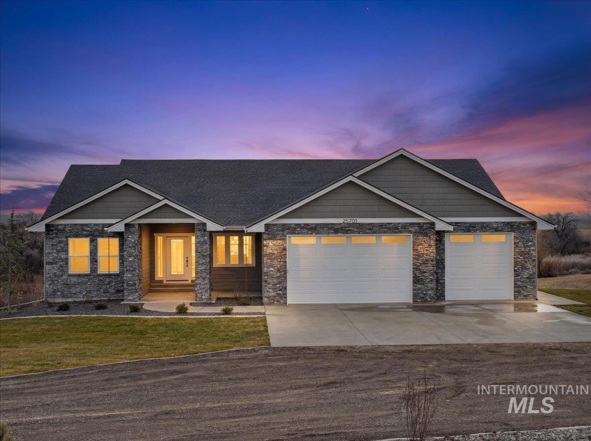 25701 Clydesdale Ln, Parma, Idaho 82605, 5 Bedrooms, 3 Bathrooms, Residential For Sale, Price $1,175,000,MLS 98973628