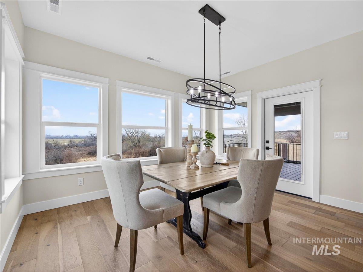 25701 Clydesdale Ln, Parma, Idaho 82605, 5 Bedrooms, 3 Bathrooms, Residential For Sale, Price $1,175,000,MLS 98973628