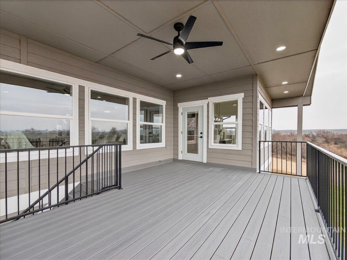 25701 Clydesdale Ln, Parma, Idaho 82605, 5 Bedrooms, 3 Bathrooms, Residential For Sale, Price $1,175,000,MLS 98973628