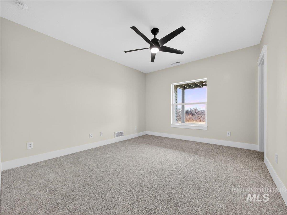 25701 Clydesdale Ln, Parma, Idaho 82605, 5 Bedrooms, 3 Bathrooms, Residential For Sale, Price $1,175,000,MLS 98973628