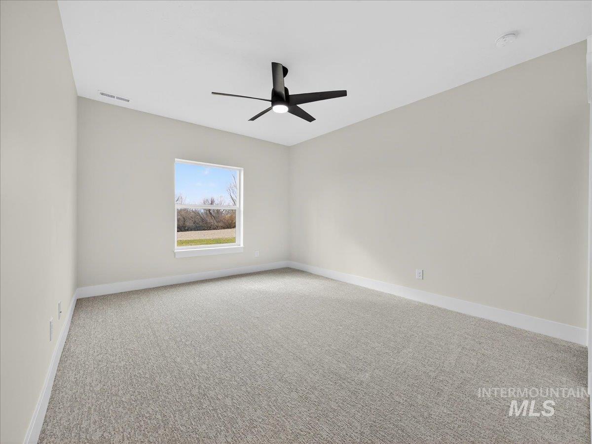 25701 Clydesdale Ln, Parma, Idaho 82605, 5 Bedrooms, 3 Bathrooms, Residential For Sale, Price $1,175,000,MLS 98973628