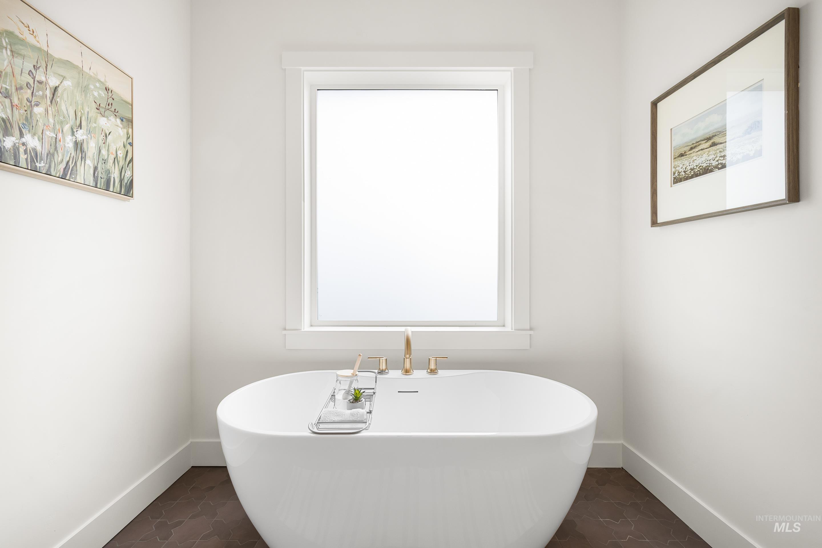 15361 Juniperwood Drive, Caldwell, Idaho 83607, 4 Bedrooms, 2.5 Bathrooms, Residential For Sale, Price $1,059,000,MLS 98973630