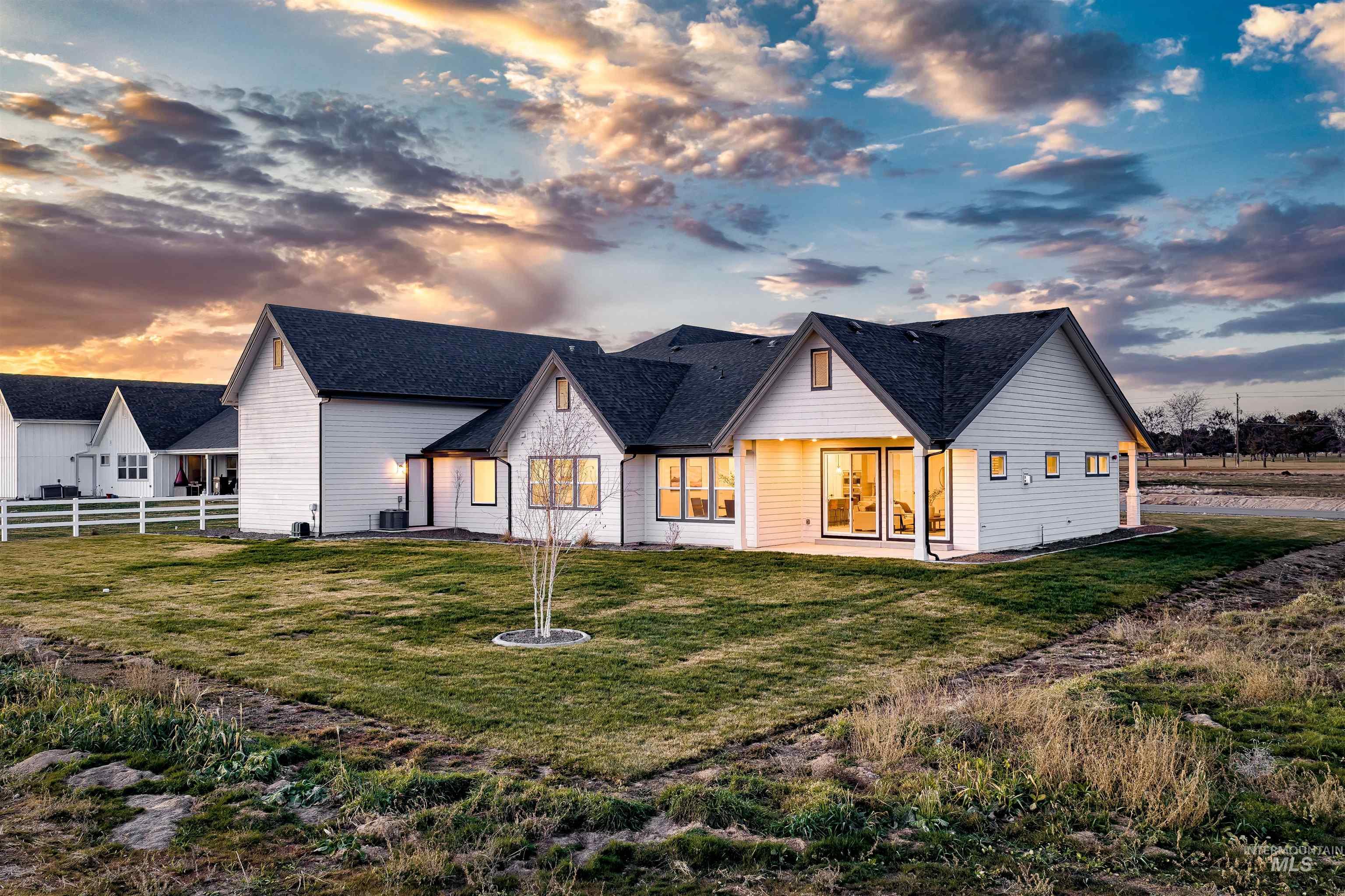 15361 Juniperwood Drive, Caldwell, Idaho 83607, 4 Bedrooms, 2.5 Bathrooms, Residential For Sale, Price $1,059,000,MLS 98973630