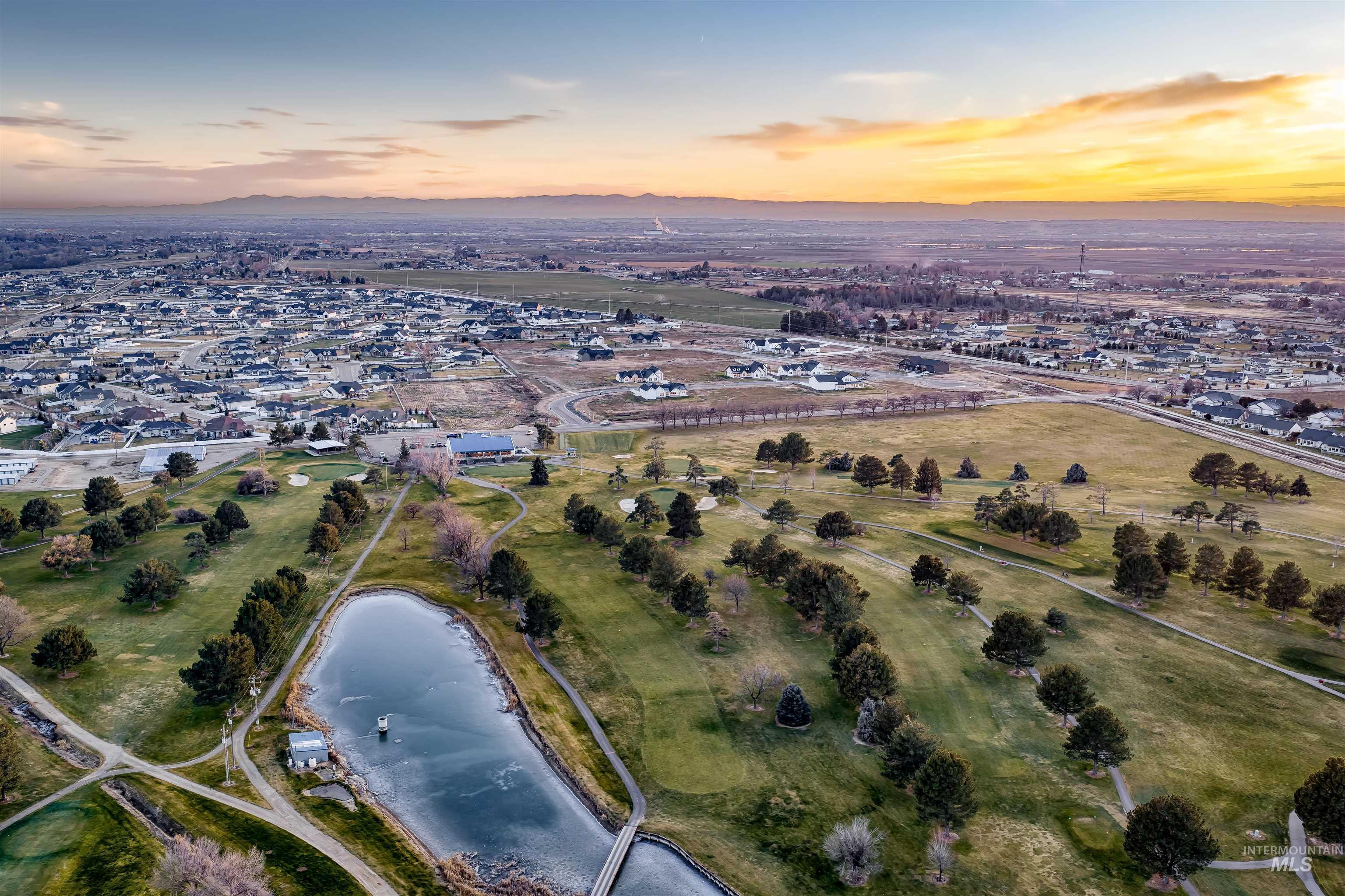 15361 Juniperwood Drive, Caldwell, Idaho 83607, 4 Bedrooms, 2.5 Bathrooms, Residential For Sale, Price $1,059,000,MLS 98973630