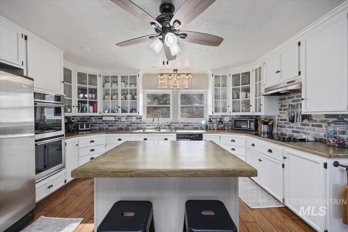 899 E 500 S, Declo, Idaho 83323, 6 Bedrooms, 3.5 Bathrooms, Residential For Sale, Price $749,000,MLS 98973632