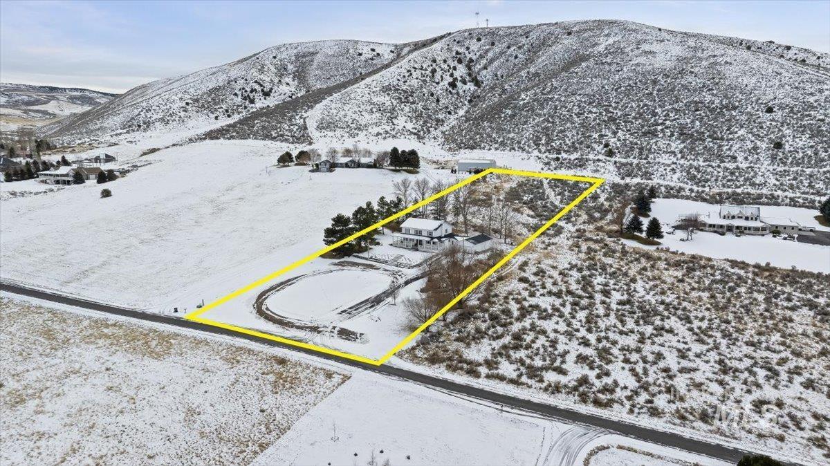 899 E 500 S, Declo, Idaho 83323, 6 Bedrooms, 3.5 Bathrooms, Residential For Sale, Price $749,000,MLS 98973632