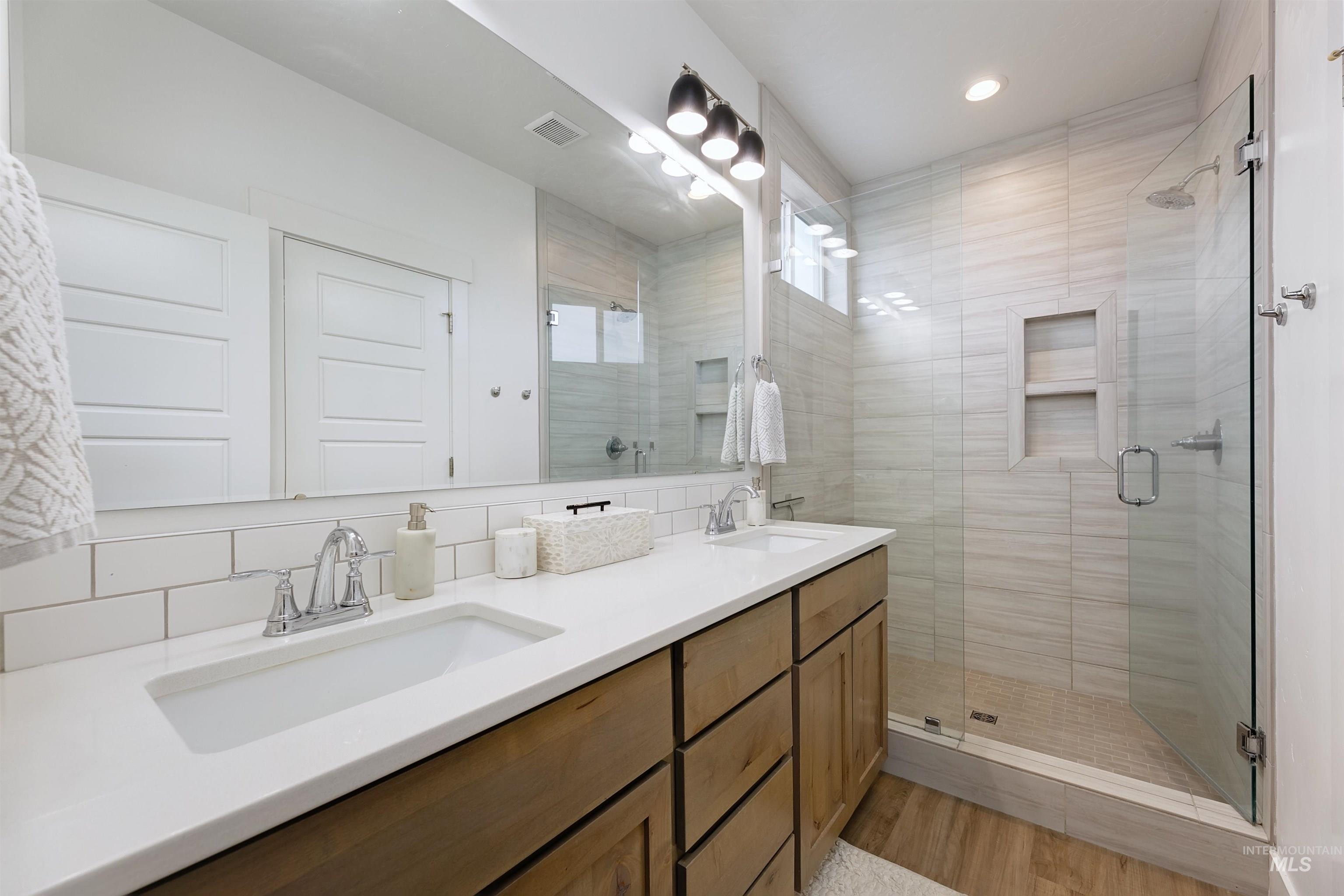 6102 W Doublerock Drive, Meridian, Idaho 83646, 4 Bedrooms, 2 Bathrooms, Residential For Sale, Price $530,000,MLS 98973637