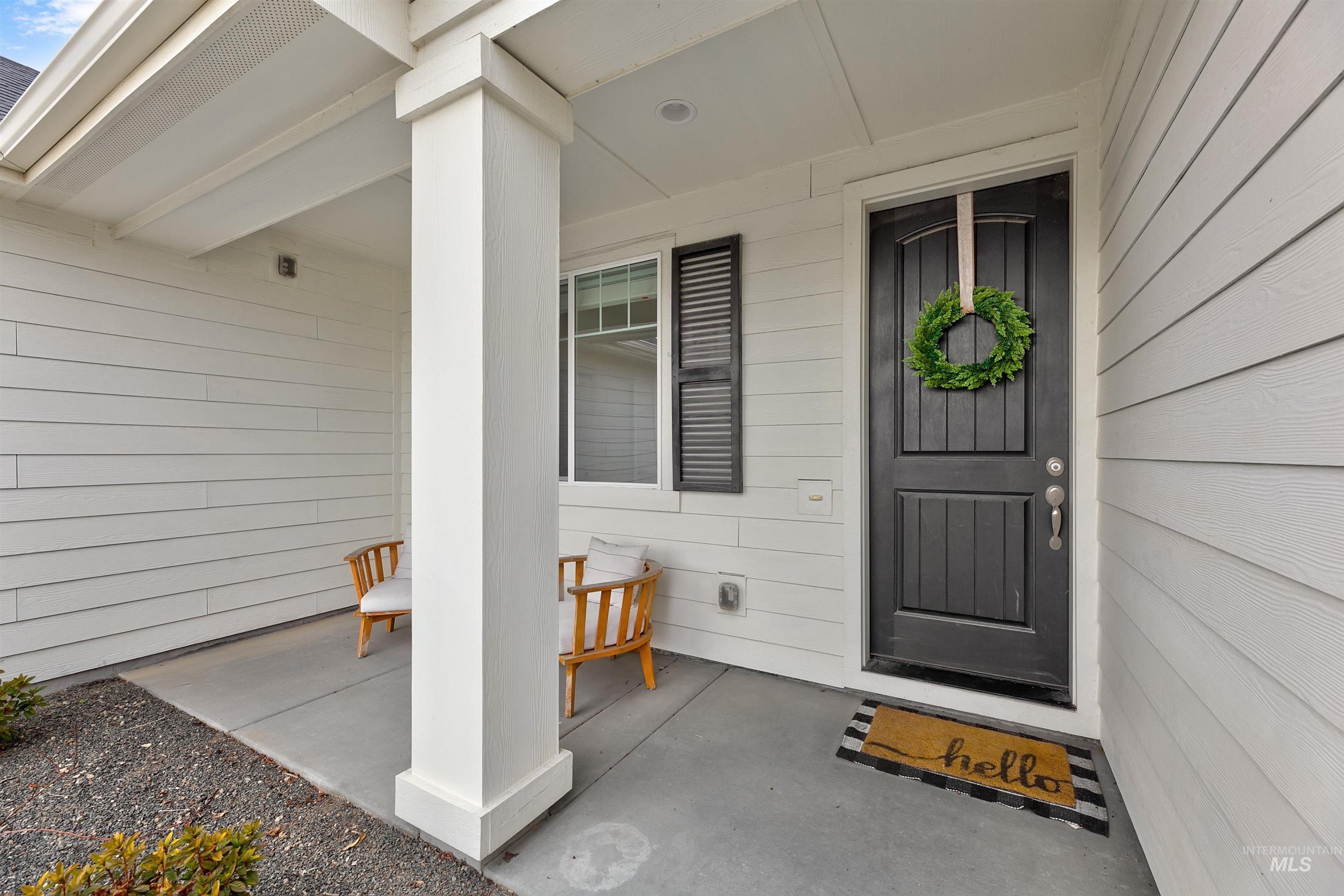 6102 W Doublerock Drive, Meridian, Idaho 83646, 4 Bedrooms, 2 Bathrooms, Residential For Sale, Price $530,000,MLS 98973637