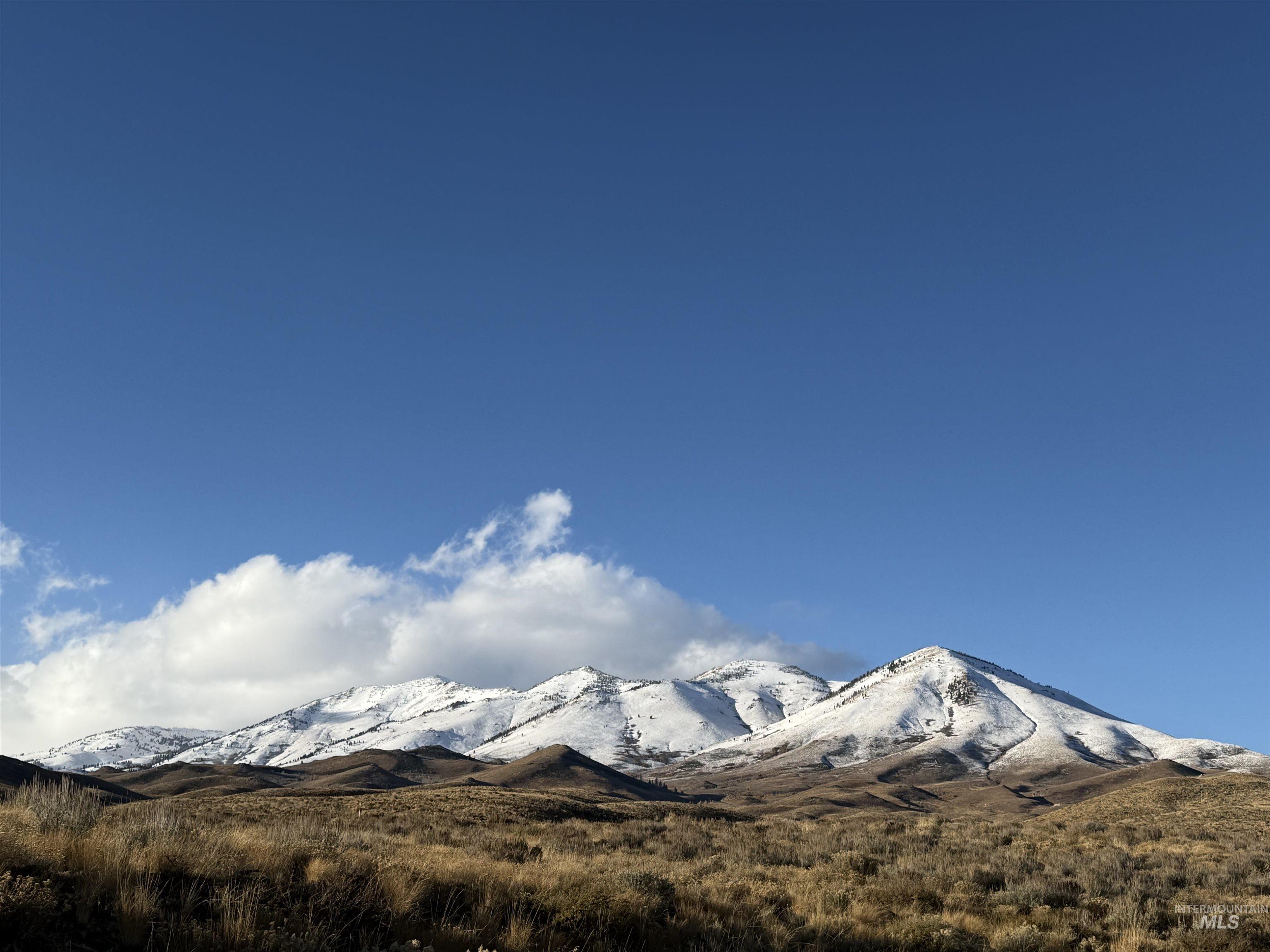 120 Quarter Trail, Fairfield, Idaho 83327-0000, 1 Bedroom, 1 Bathroom, Residential For Sale, Price $330,000,MLS 98973638