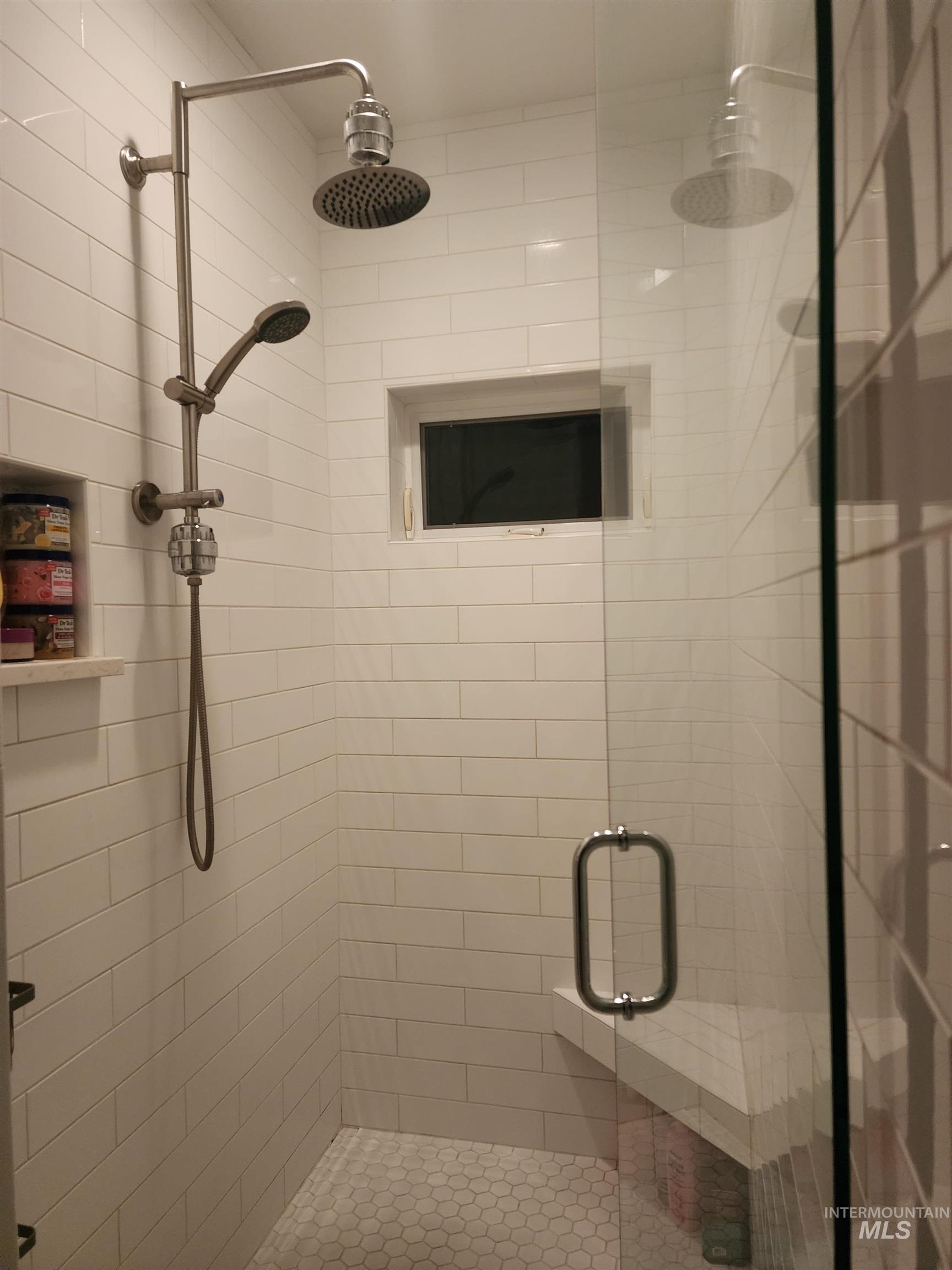 319 Sunderland St, Caldwell, Idaho 83605-5495, 3 Bedrooms, 2 Bathrooms, Residential For Sale, Price $615,000, 98973641