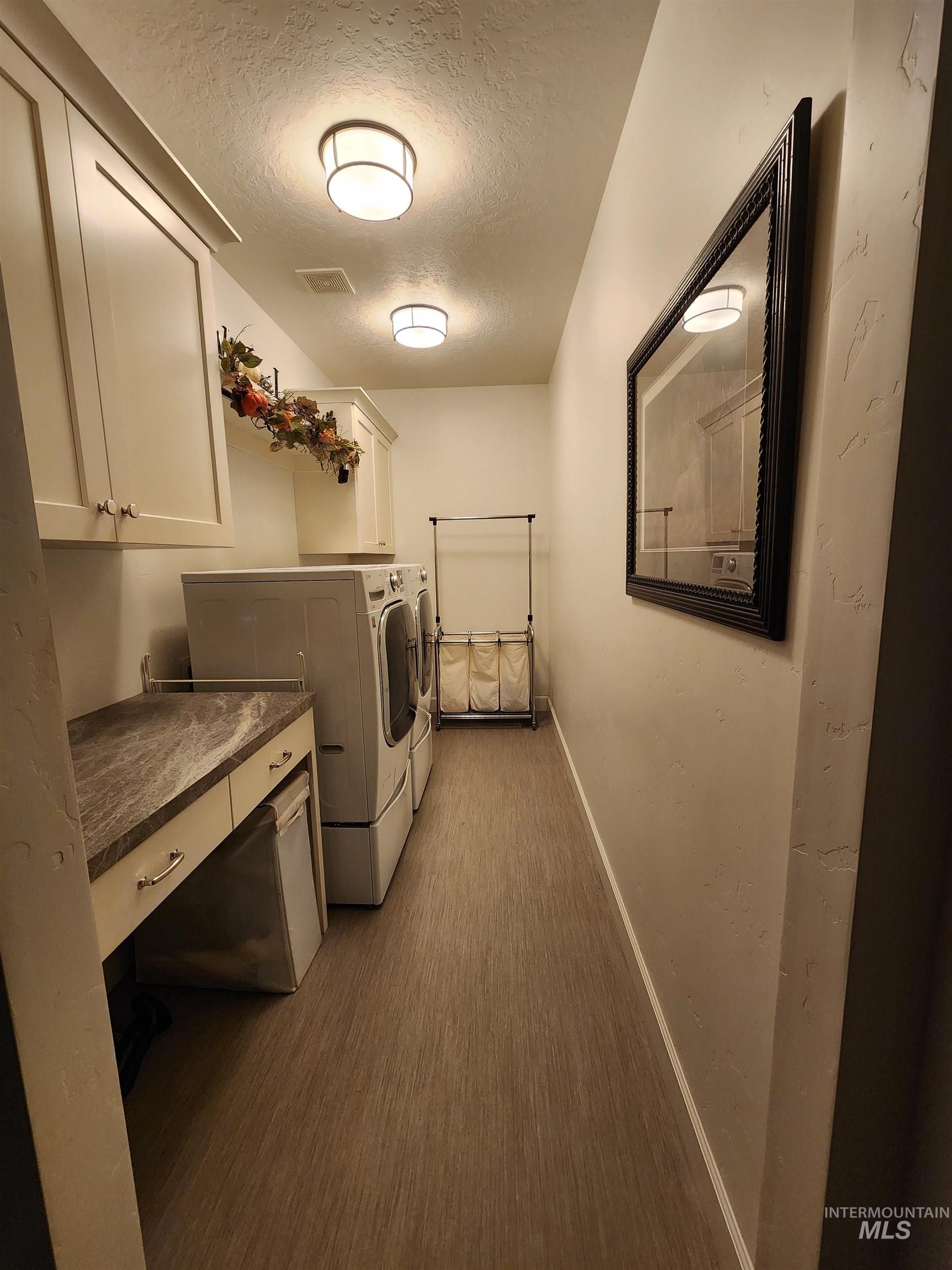 319 Sunderland St, Caldwell, Idaho 83605-5495, 3 Bedrooms, 2 Bathrooms, Residential For Sale, Price $615,000,MLS 98973641