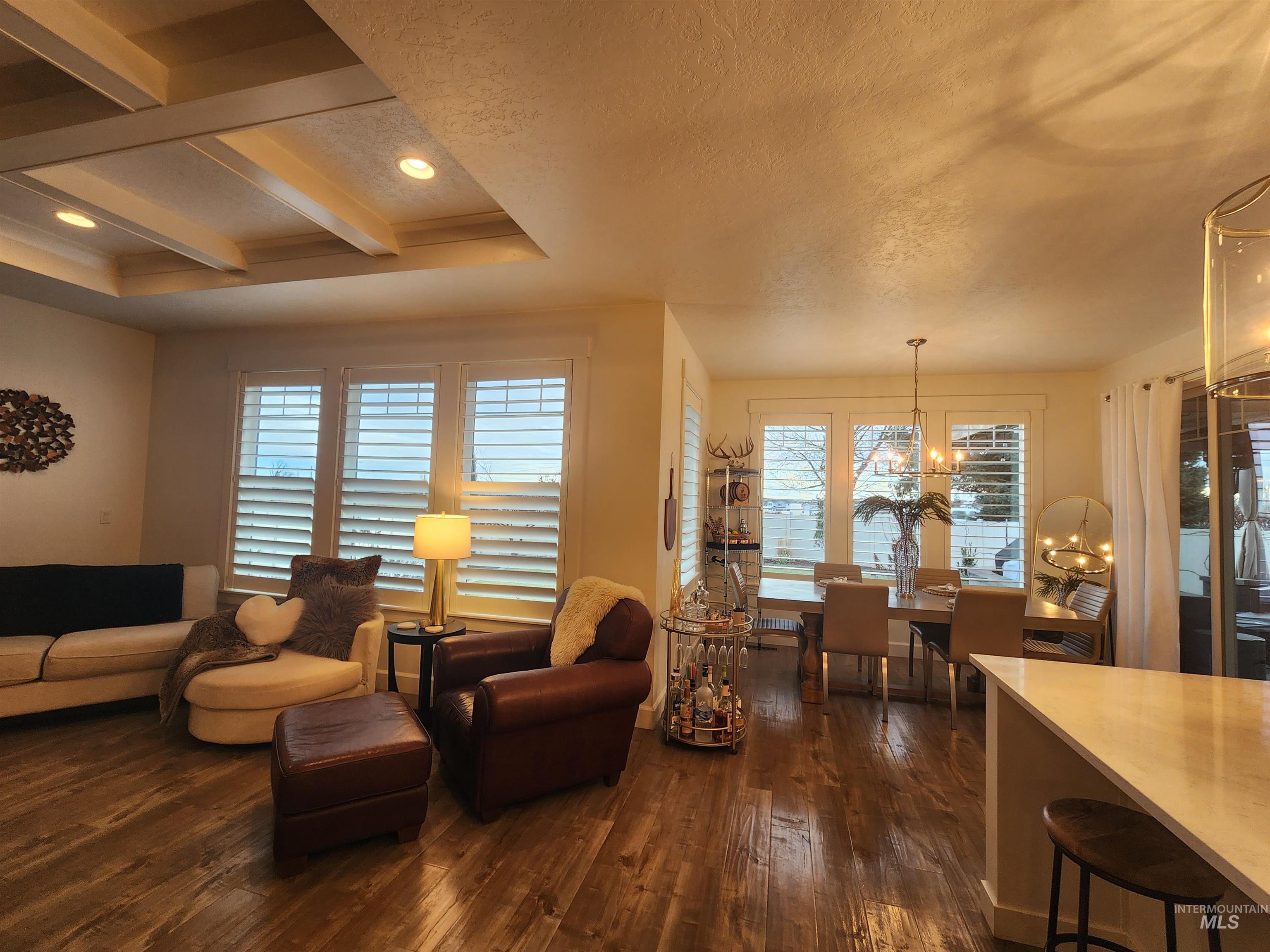 319 Sunderland St, Caldwell, Idaho 83605-5495, 3 Bedrooms, 2 Bathrooms, Residential For Sale, Price $615,000,MLS 98973641