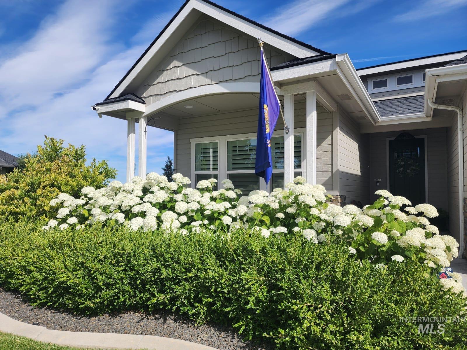 319 Sunderland St, Caldwell, Idaho 83605-5495, 3 Bedrooms, 2 Bathrooms, Residential For Sale, Price $615,000, 98973641