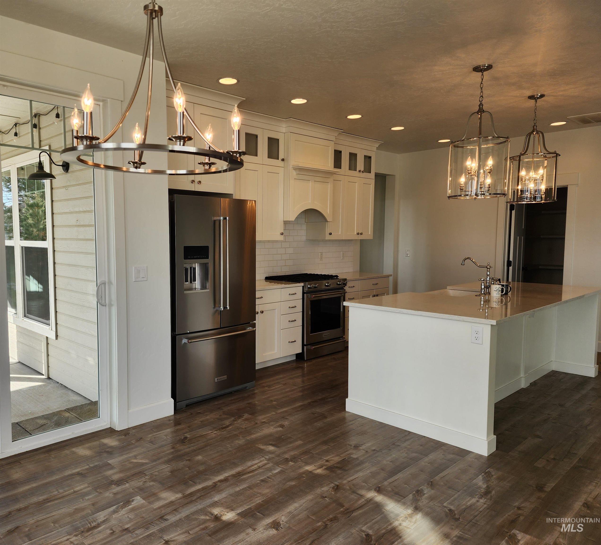 319 Sunderland St, Caldwell, Idaho 83605-5495, 3 Bedrooms, 2 Bathrooms, Residential For Sale, Price $615,000,MLS 98973641