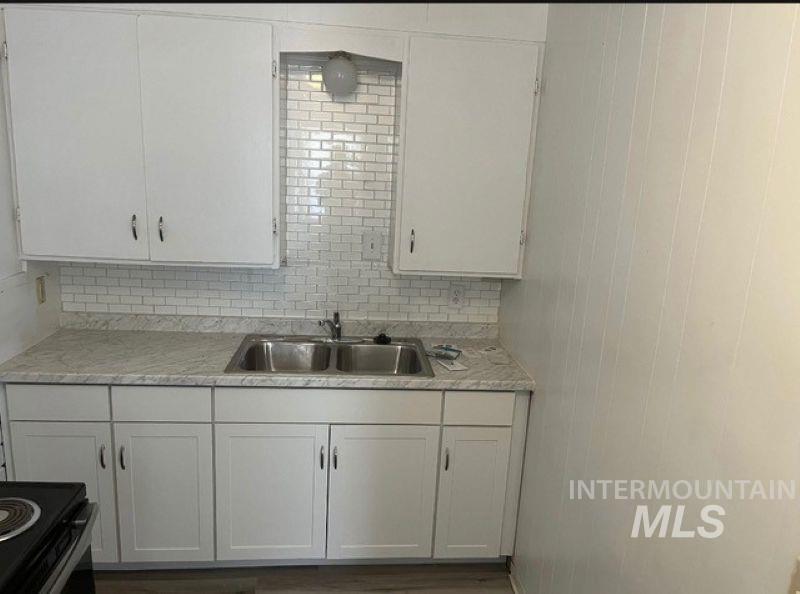 412 15th Ave S, Nampa, Idaho 83651, 3 Bedrooms, 1 Bathroom, Residential Income For Sale, Price $675,000,MLS 98973644