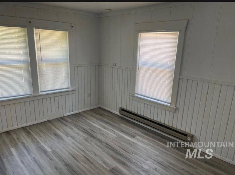 412 15th Ave S, Nampa, Idaho 83651, 3 Bedrooms, 1 Bathroom, Residential Income For Sale, Price $675,000,MLS 98973644