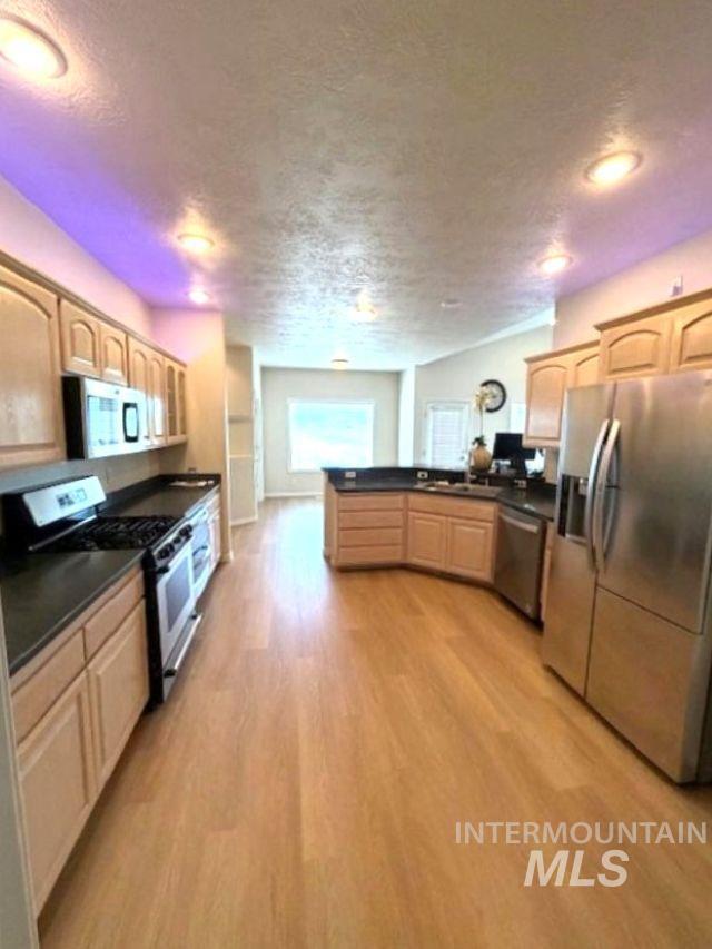 1810 NE 17th Ave, Payette, Idaho 83661, 3 Bedrooms, 2.5 Bathrooms, Residential For Sale, Price $789,900, 98973645