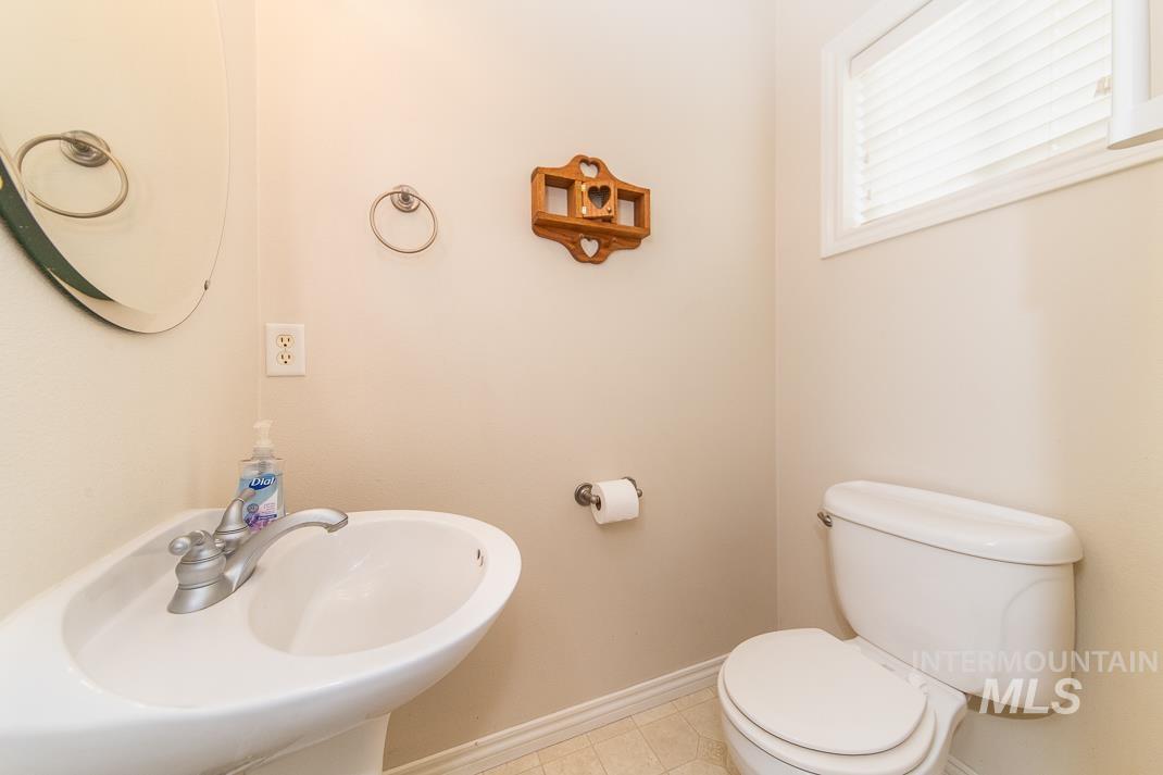 1810 NE 17th Ave, Payette, Idaho 83661, 3 Bedrooms, 2.5 Bathrooms, Residential For Sale, Price $825,000,MLS 98973645