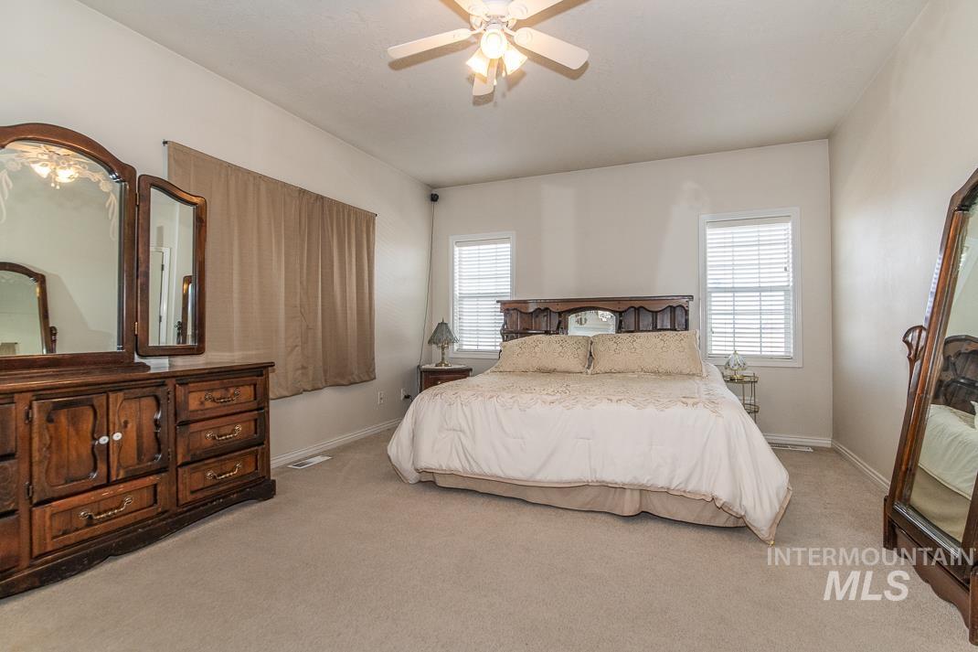 1810 NE 17th Ave, Payette, Idaho 83661, 3 Bedrooms, 2.5 Bathrooms, Residential For Sale, Price $825,000, 98973645