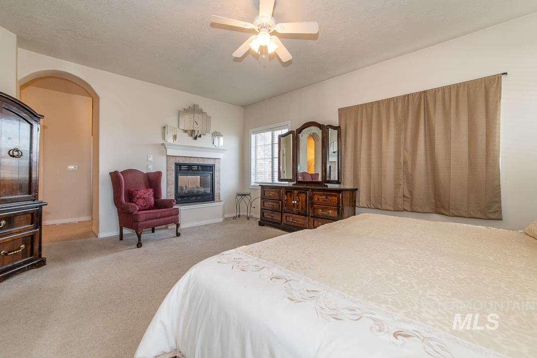 1810 NE 17th Ave, Payette, Idaho 83661, 3 Bedrooms, 2.5 Bathrooms, Residential For Sale, Price $825,000, 98973645