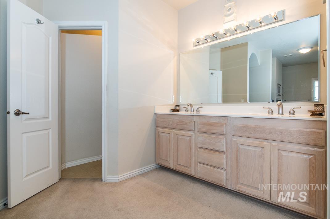 1810 NE 17th Ave, Payette, Idaho 83661, 3 Bedrooms, 2.5 Bathrooms, Residential For Sale, Price $825,000, 98973645