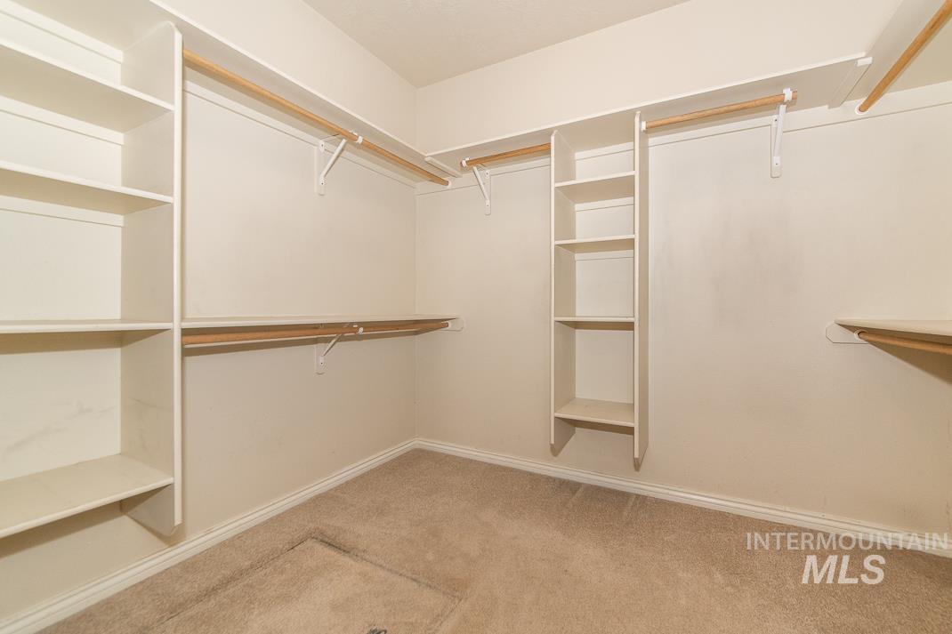 1810 NE 17th Ave, Payette, Idaho 83661, 3 Bedrooms, 2.5 Bathrooms, Residential For Sale, Price $825,000,MLS 98973645