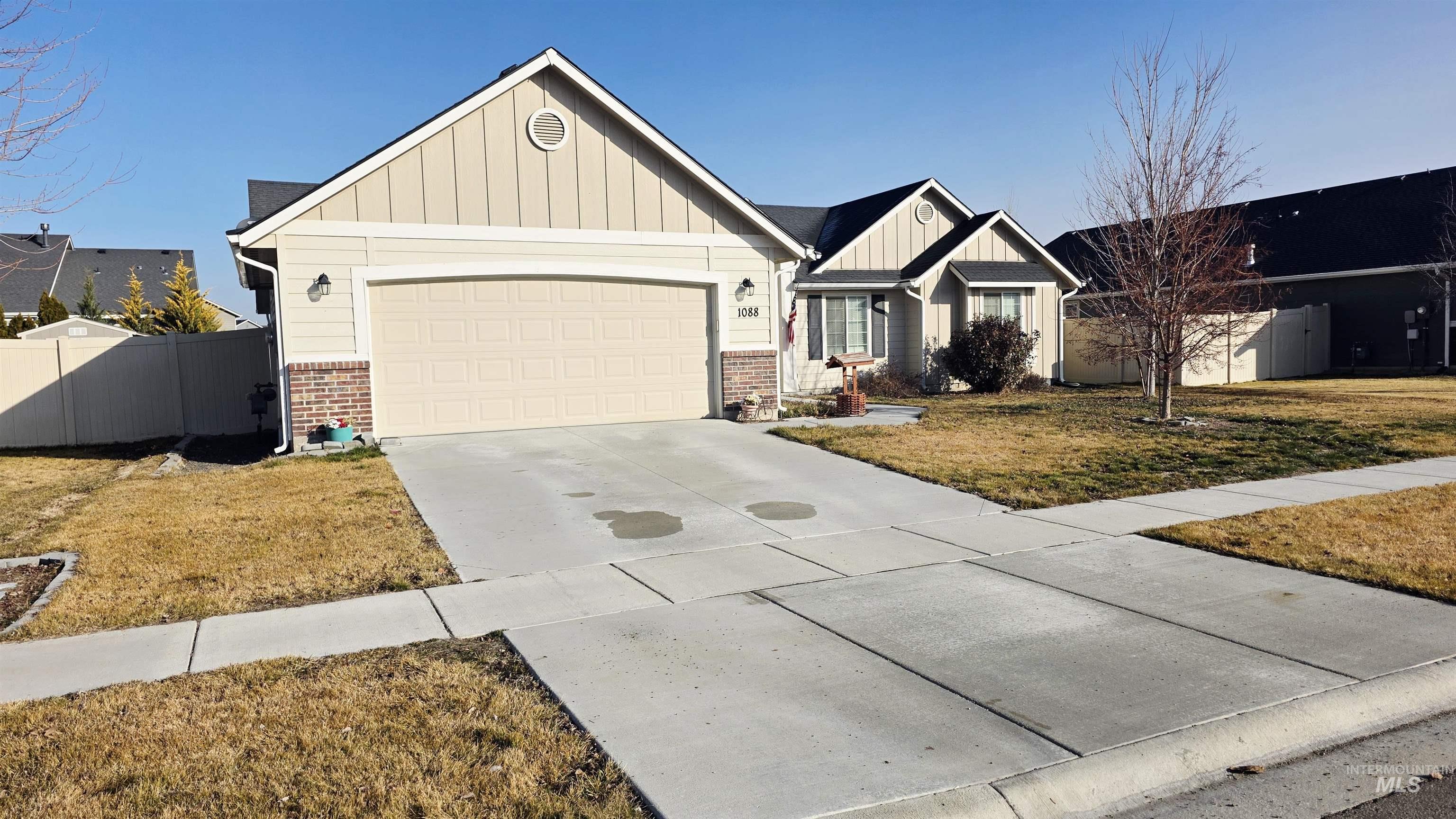 1088 E Rose Island St, Nampa, Idaho 83686-8574, 4 Bedrooms, 3 Bathrooms, Residential For Sale, Price $449,500,MLS 98973654