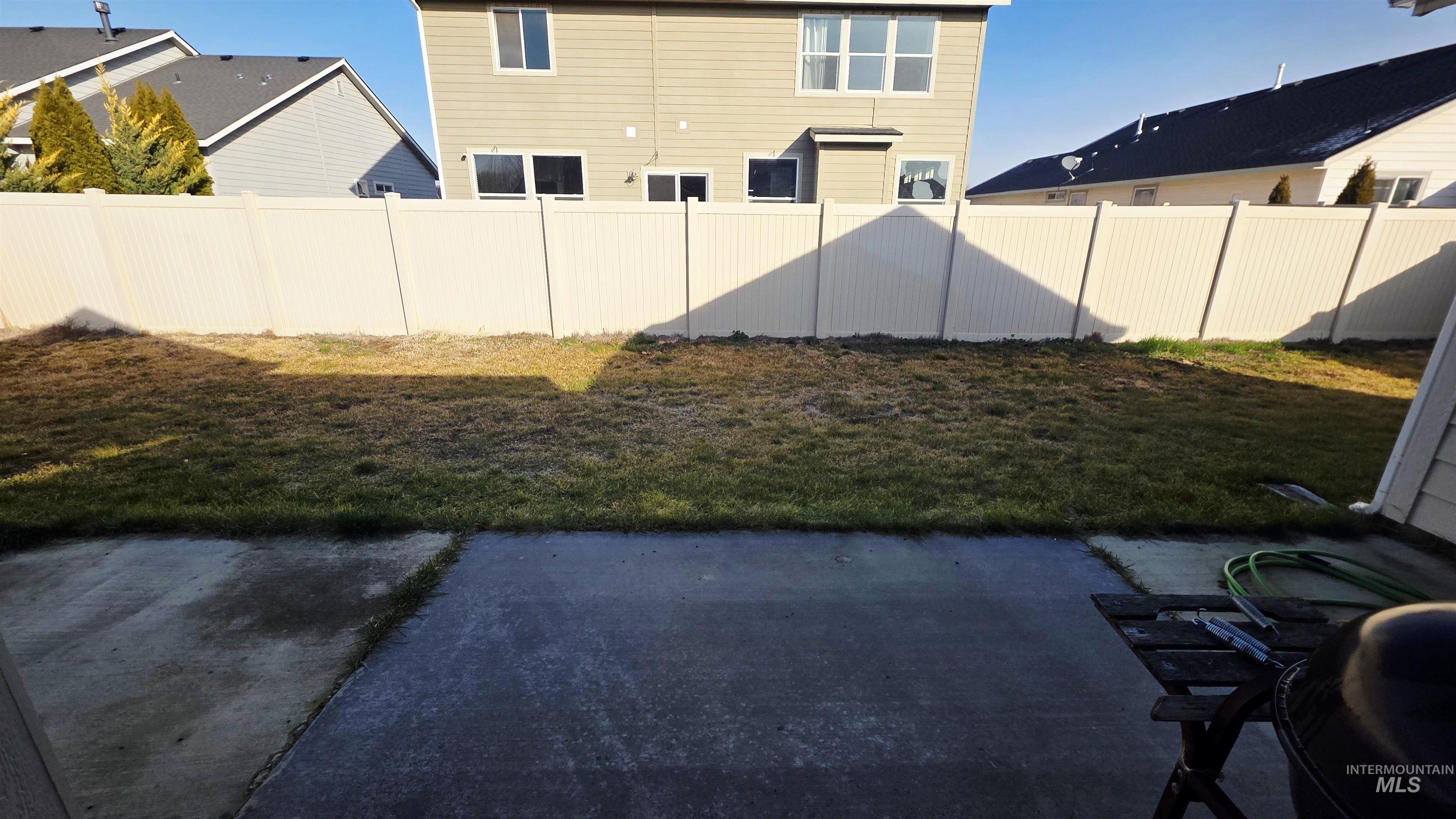 1088 E Rose Island St, Nampa, Idaho 83686-8574, 4 Bedrooms, 3 Bathrooms, Residential For Sale, Price $449,500,MLS 98973654