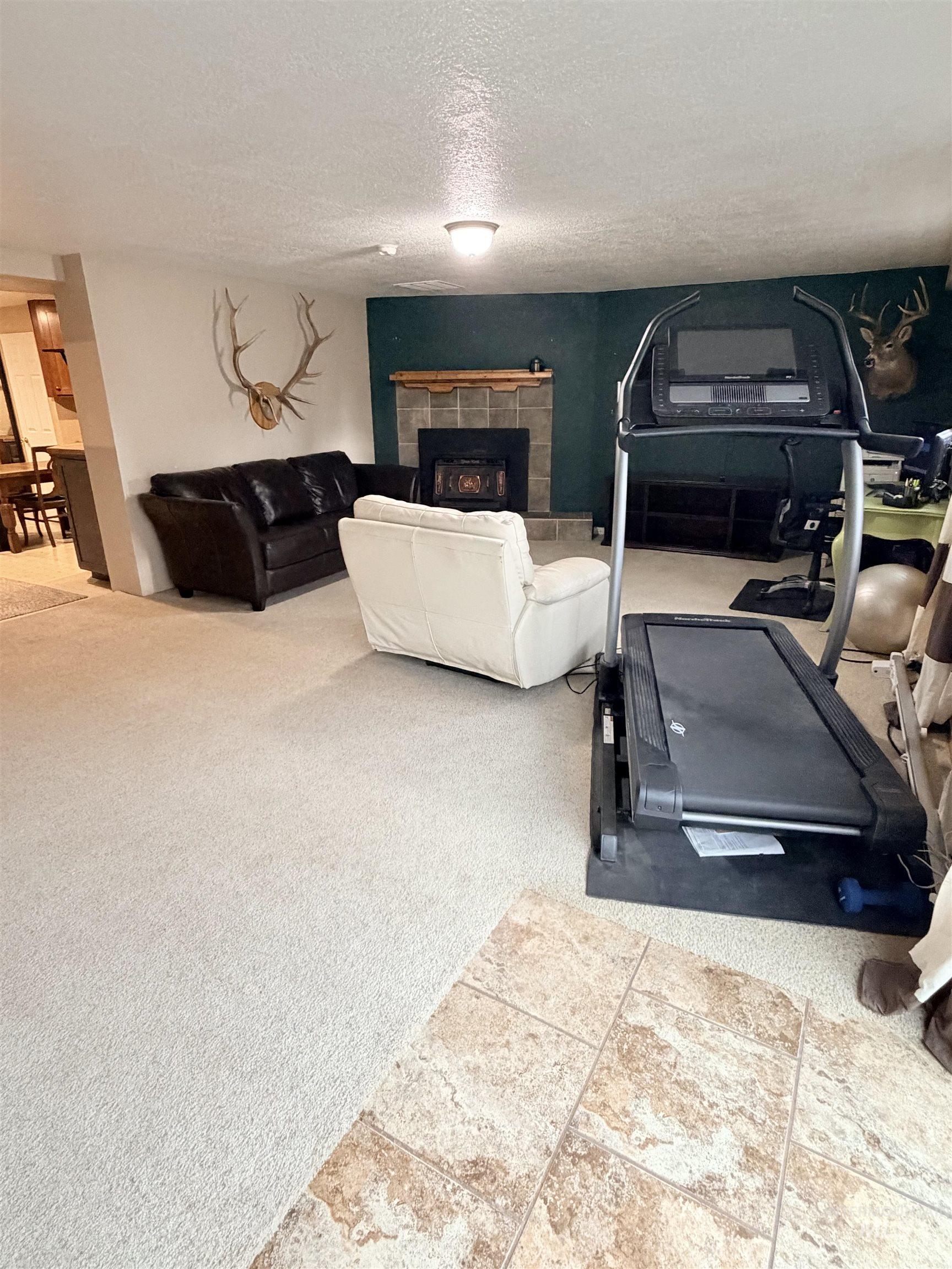 1306 Hemlock Ave, Lewiston, Idaho 83501-5728, 5 Bedrooms, 3.5 Bathrooms, Residential For Sale, Price $624,999,MLS 98973656