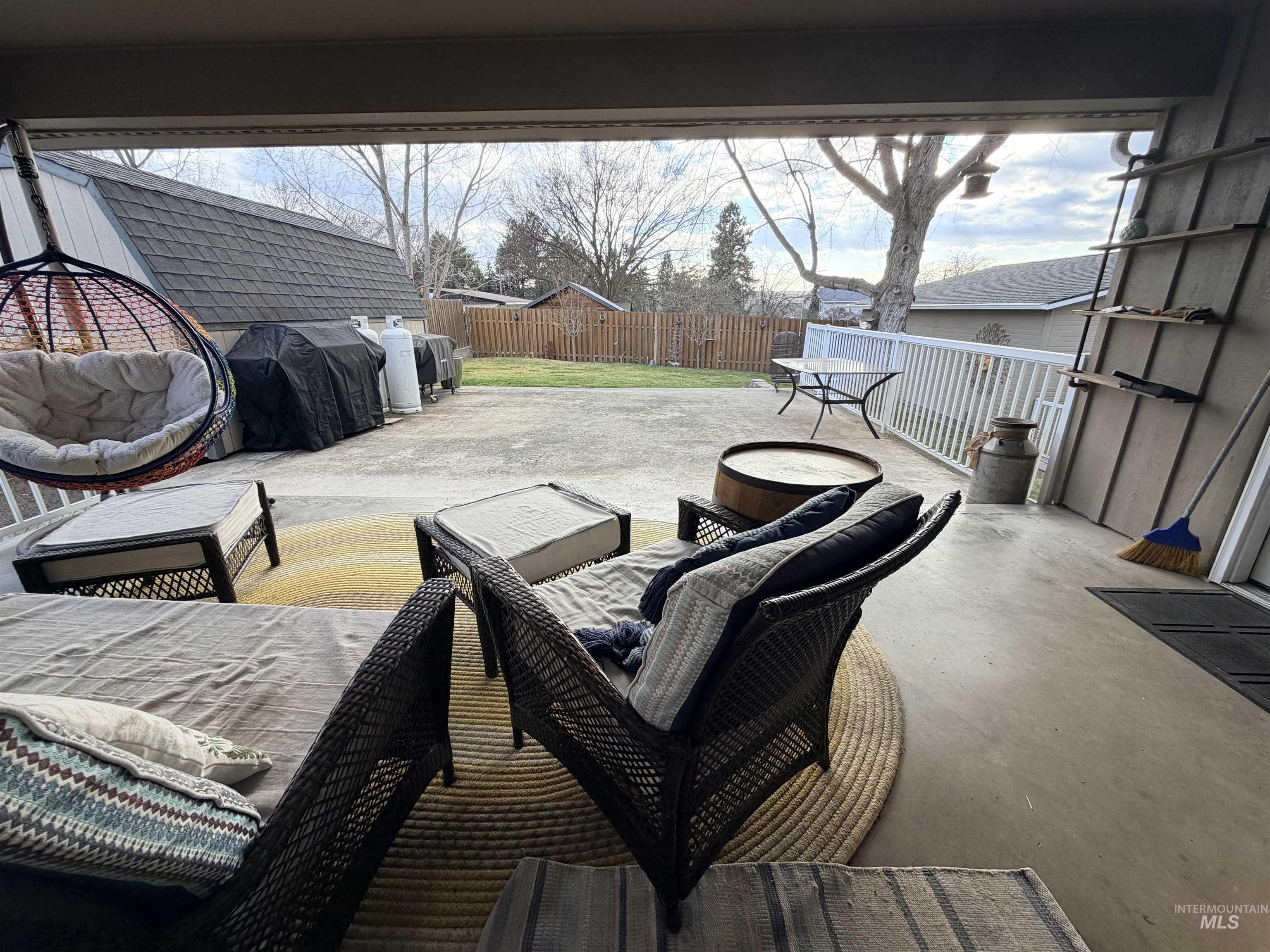 1306 Hemlock Ave, Lewiston, Idaho 83501-5728, 5 Bedrooms, 3.5 Bathrooms, Residential For Sale, Price $624,999,MLS 98973656