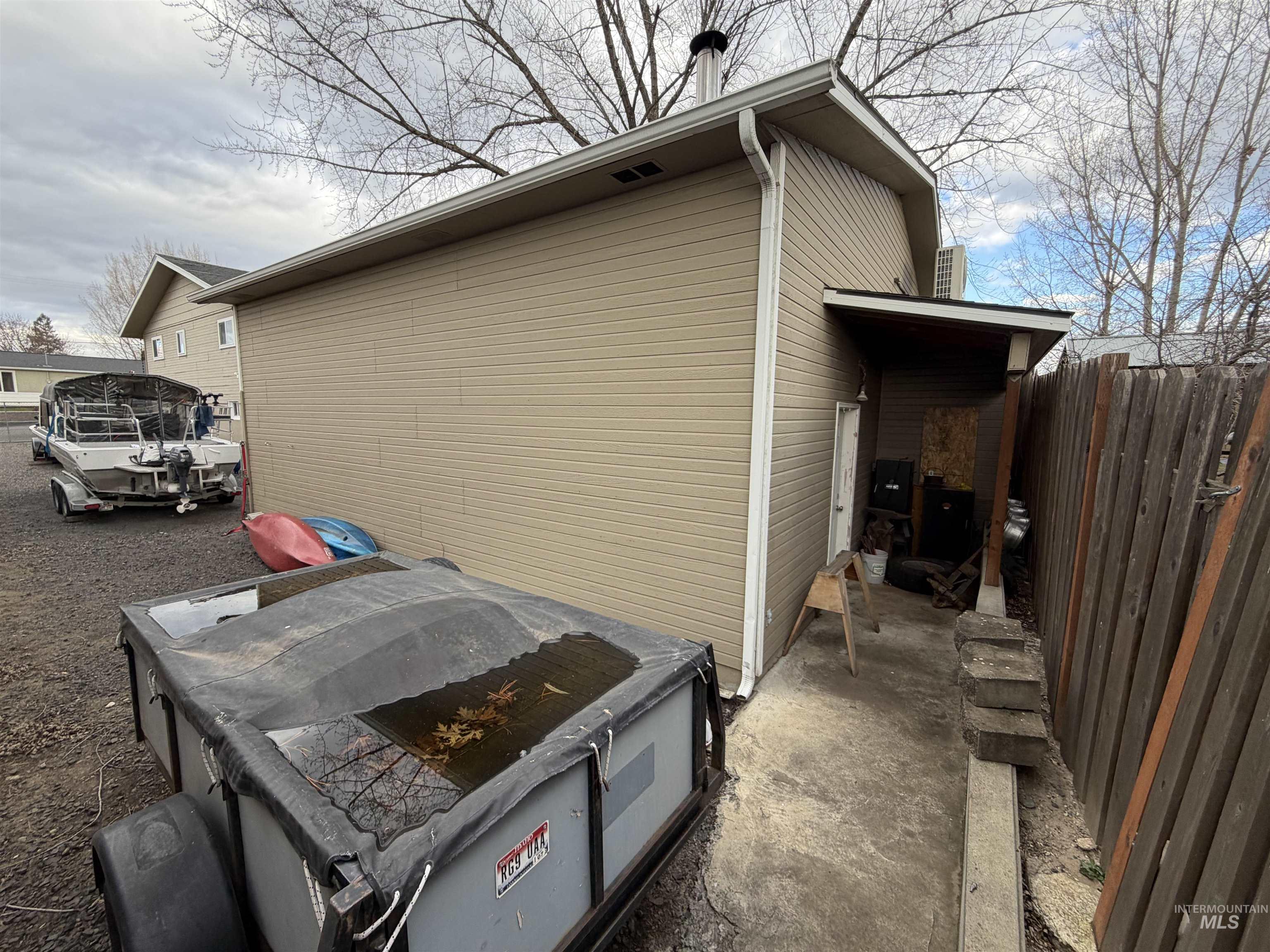 1306 Hemlock Ave, Lewiston, Idaho 83501-5728, 5 Bedrooms, 3.5 Bathrooms, Residential For Sale, Price $624,999,MLS 98973656