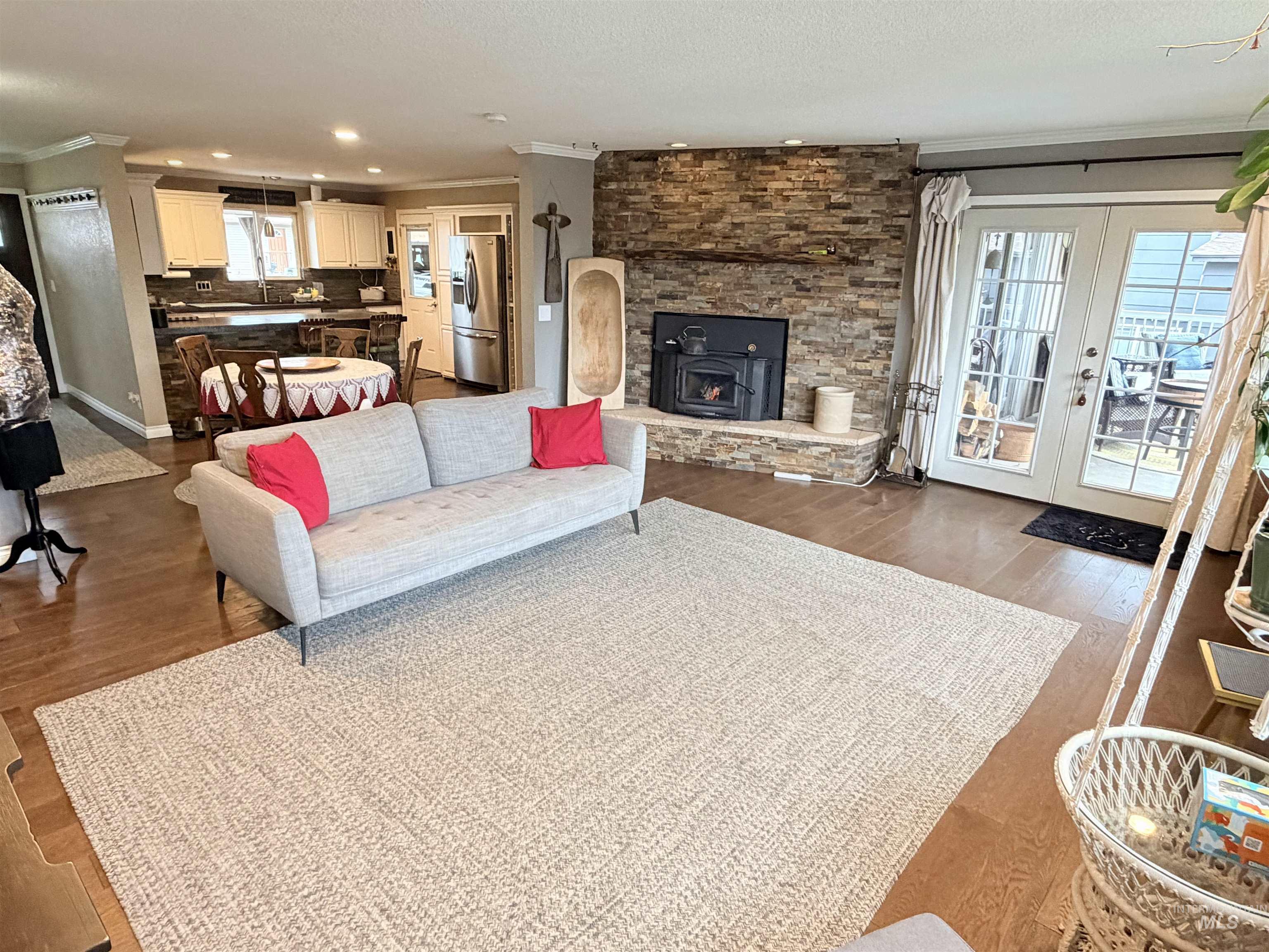 1306 Hemlock Ave, Lewiston, Idaho 83501-5728, 5 Bedrooms, 3.5 Bathrooms, Residential For Sale, Price $624,999,MLS 98973656