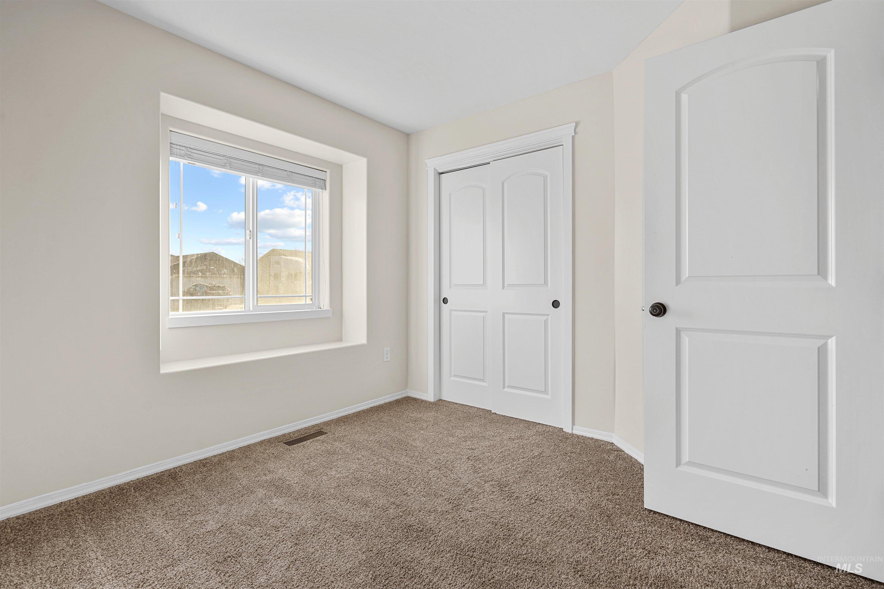 316 Watchmaker Street, Twin Falls, Idaho 83301, 3 Bedrooms, 2 Bathrooms, Residential For Sale, Price $335,000,MLS 98973658