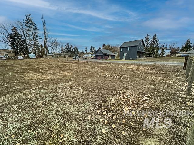000 Jackson St/ W Grant Ave Lots 4-6, Genesee, Idaho 83832, Land For Sale, Price $99,000,MLS 98973662