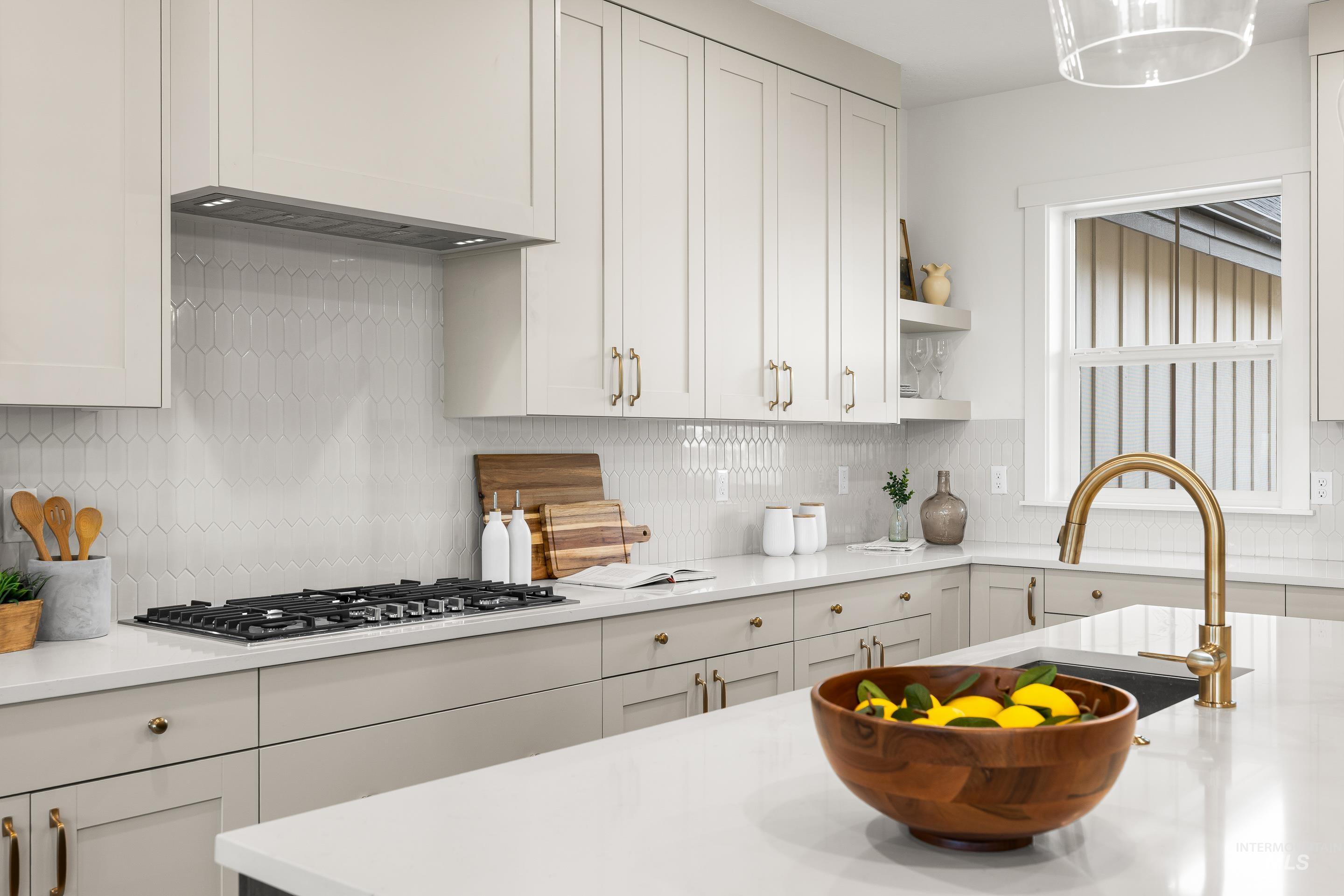 15293 Juniperwood Drive, Caldwell, Idaho 83607, 4 Bedrooms, 2.5 Bathrooms, Residential For Sale, Price $1,010,000,MLS 98973669