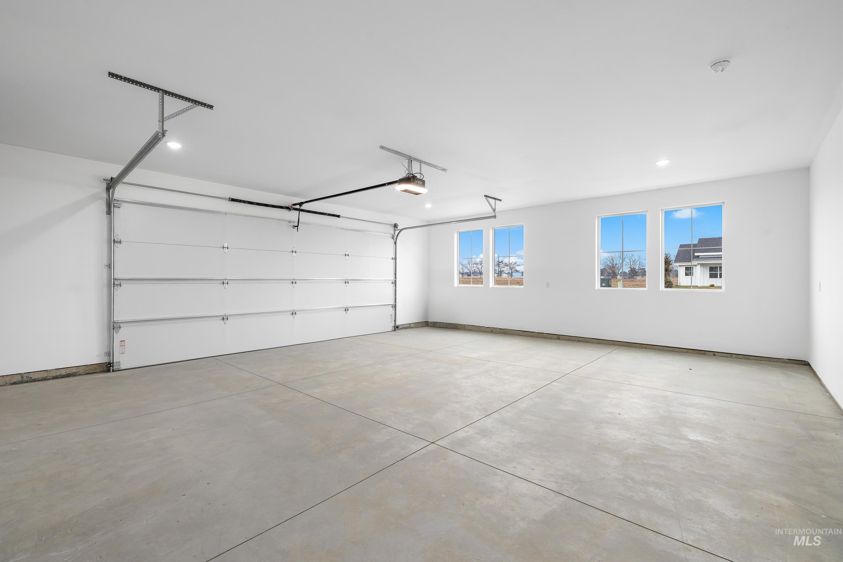 15293 Juniperwood Drive, Caldwell, Idaho 83607, 4 Bedrooms, 2.5 Bathrooms, Residential For Sale, Price $1,010,000,MLS 98973669