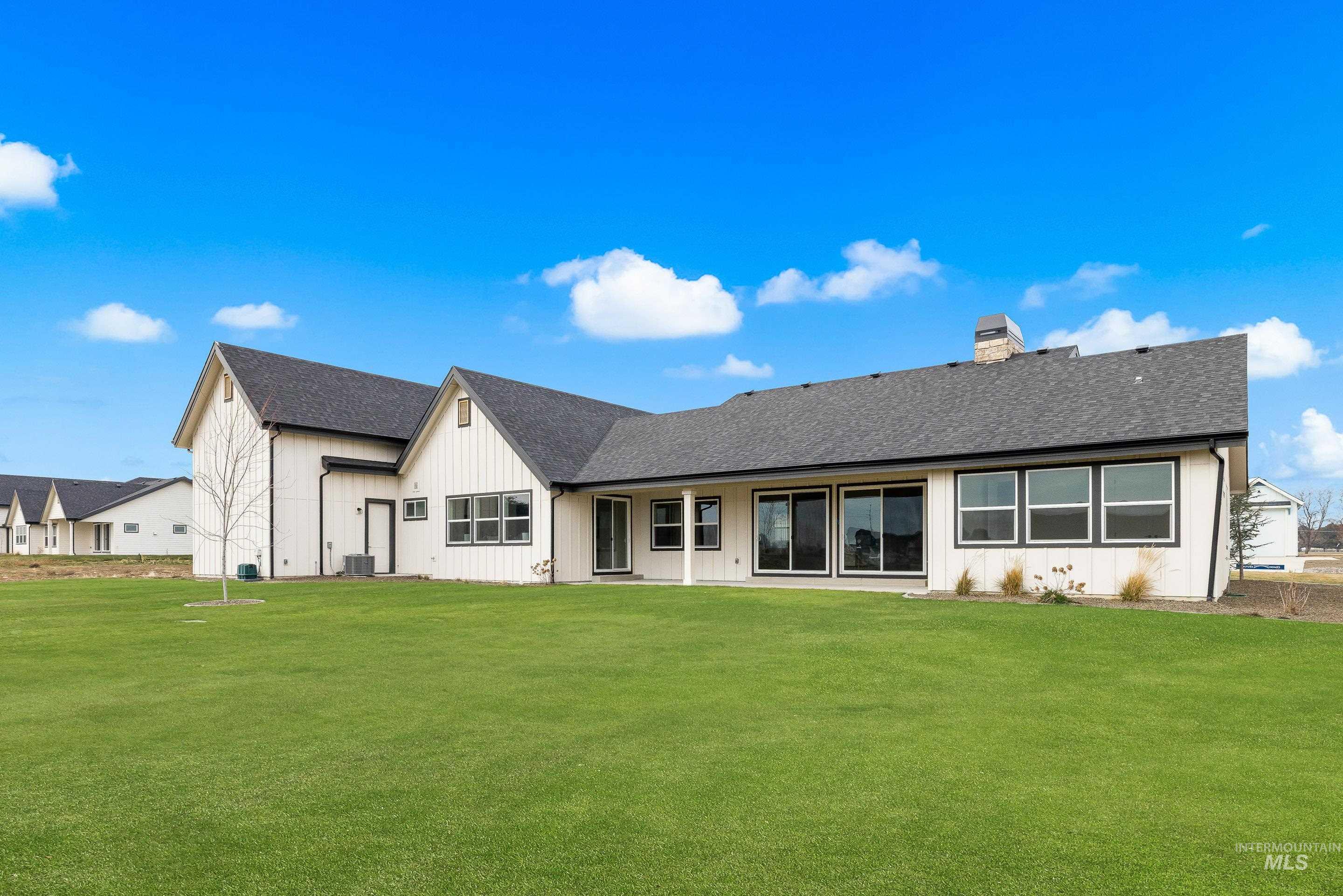 15293 Juniperwood Drive, Caldwell, Idaho 83607, 4 Bedrooms, 2.5 Bathrooms, Residential For Sale, Price $1,010,000,MLS 98973669