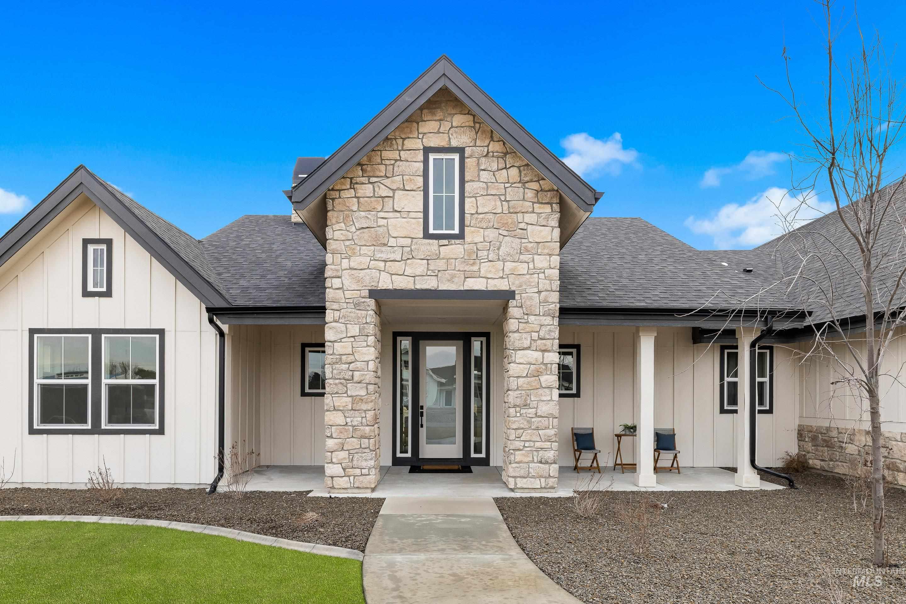 15293 Juniperwood Drive, Caldwell, Idaho 83607, 4 Bedrooms, 2.5 Bathrooms, Residential For Sale, Price $1,010,000,MLS 98973669