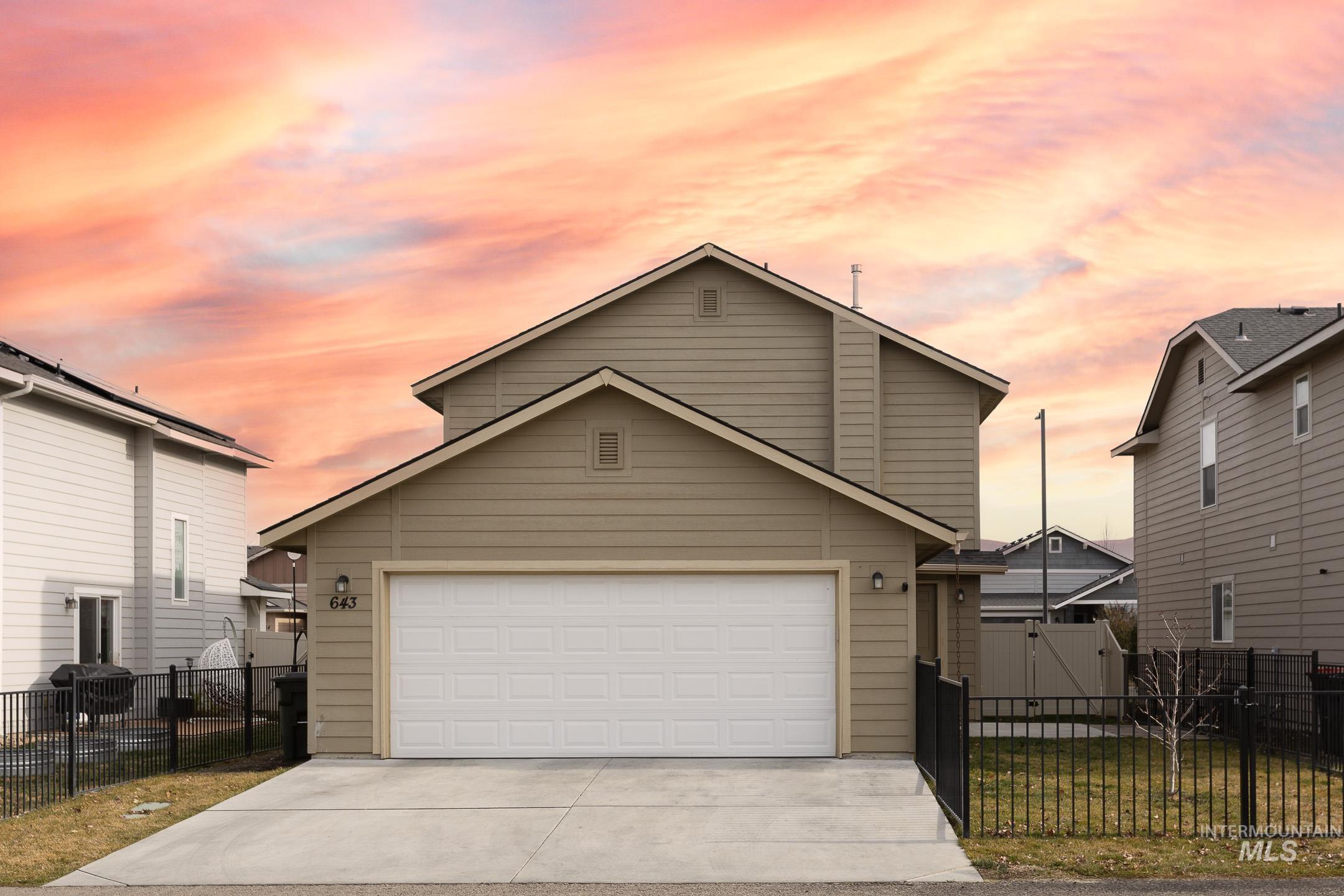 643 N Manship Ave., Meridian, Idaho 83642, 3 Bedrooms, 2.5 Bathrooms, Residential For Sale, Price $398,900,MLS 98973670