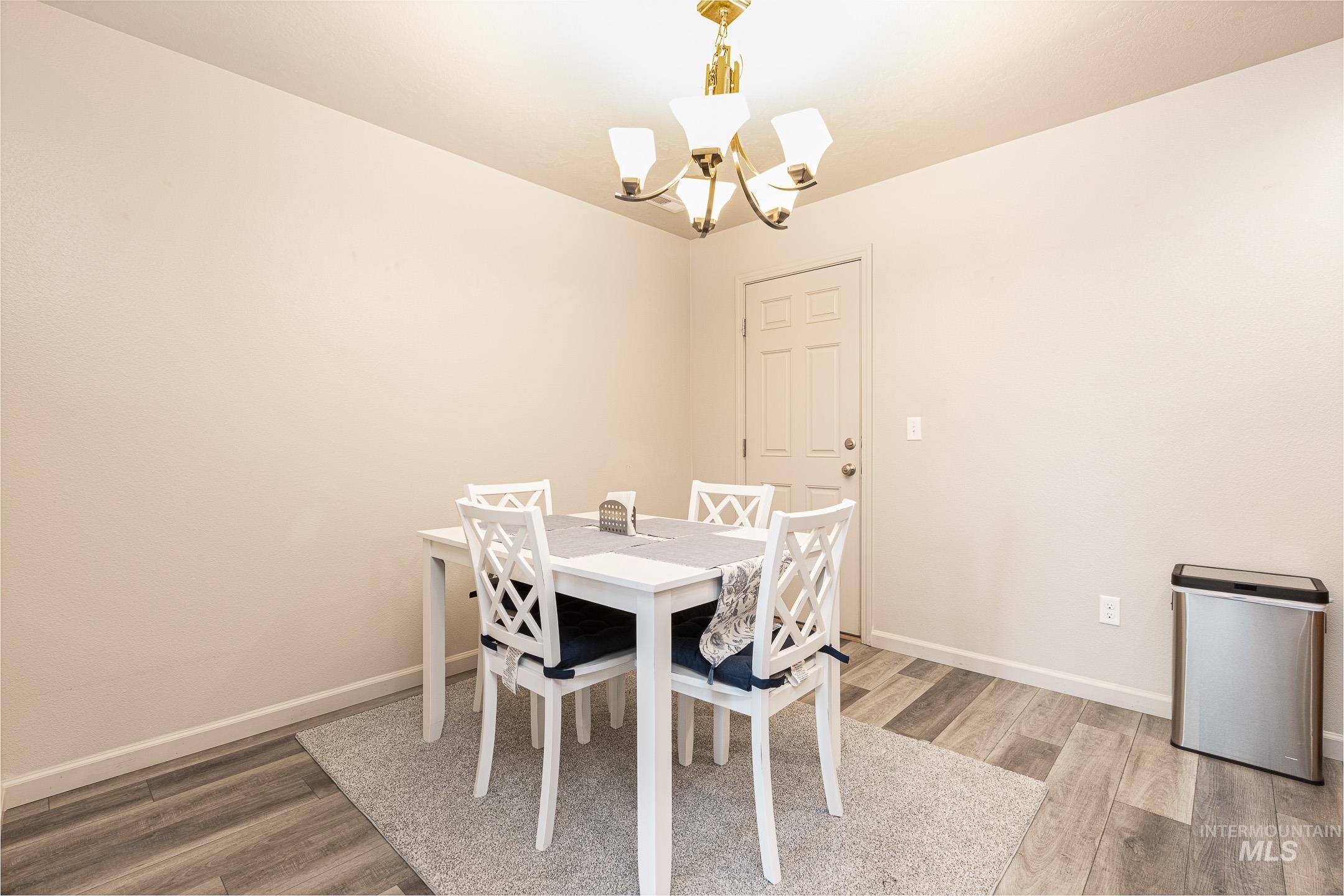 643 N Manship Ave., Meridian, Idaho 83642, 3 Bedrooms, 2.5 Bathrooms, Residential For Sale, Price $398,900,MLS 98973670