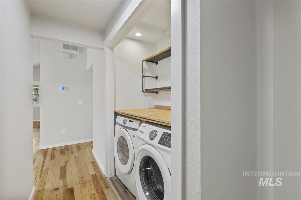 3487 N Collister Dr, Boise, Idaho 83703, 2 Bedrooms, 2 Bathrooms, Residential For Sale, Price $394,900,MLS 98973675