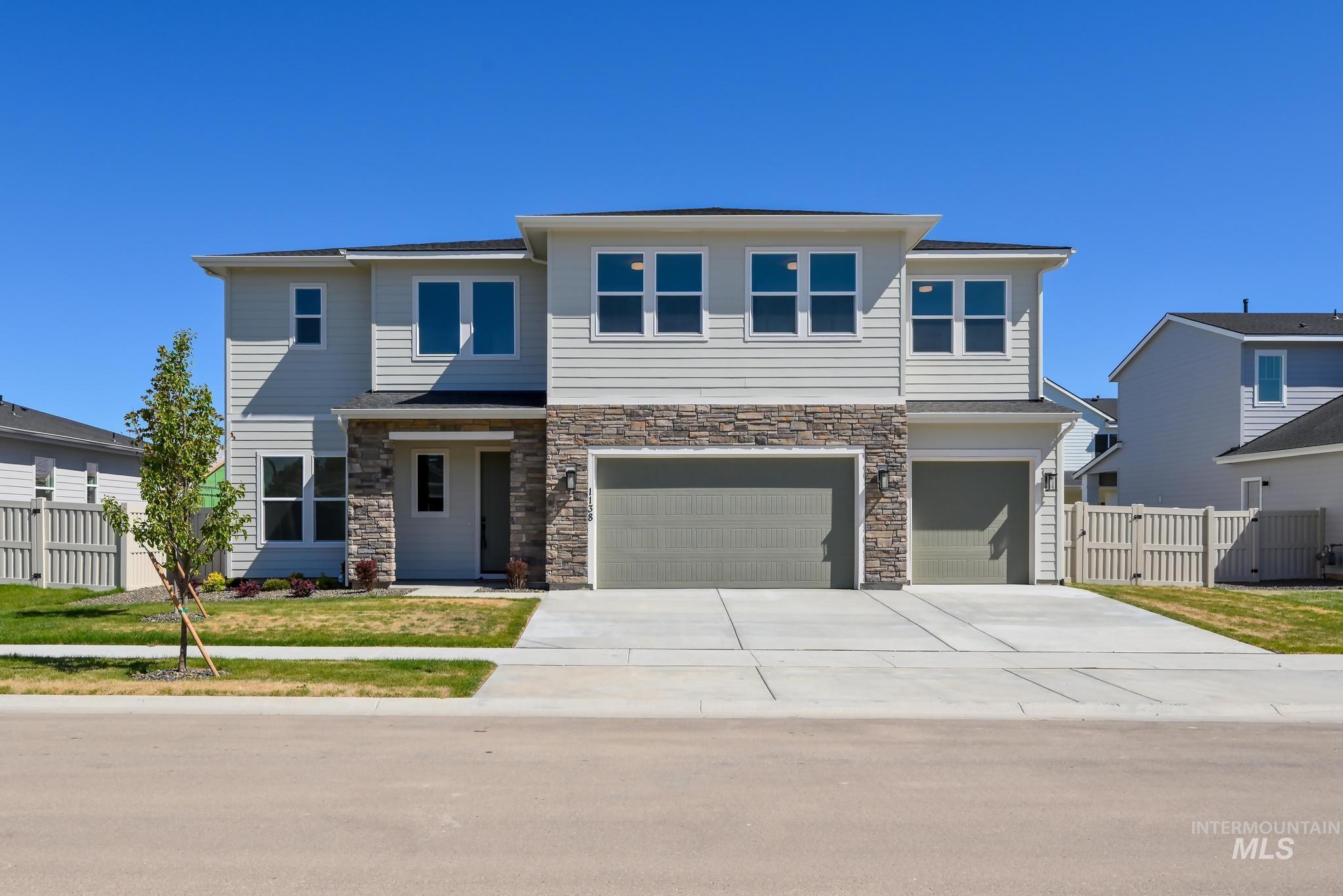 1138 W Osceola St, Middleton, Idaho 83644, 5 Bedrooms, 4.5 Bathrooms, Residential For Sale, Price $744,000,MLS 98973678