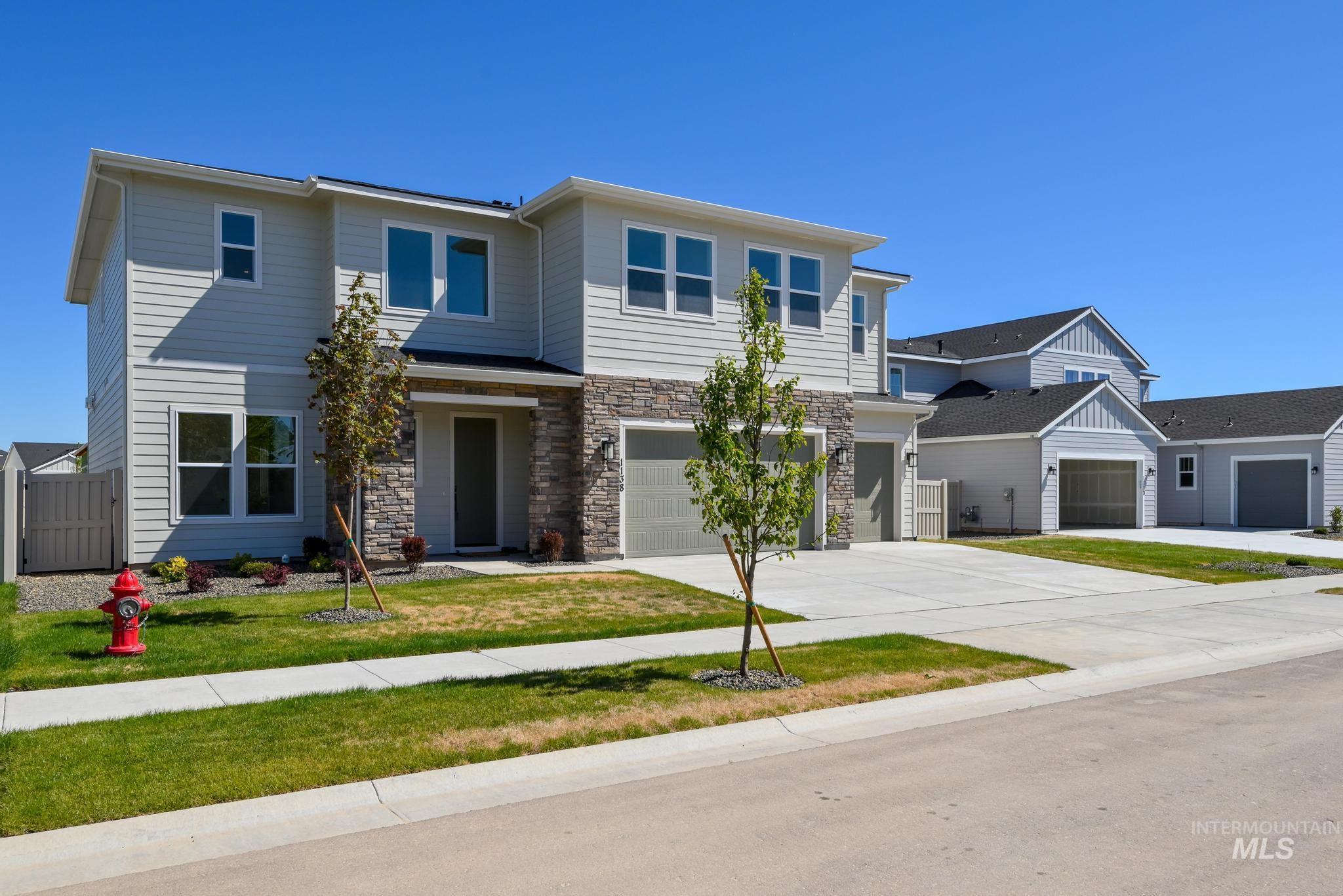 1138 W Osceola St, Middleton, Idaho 83644, 5 Bedrooms, 4.5 Bathrooms, Residential For Sale, Price $744,000,MLS 98973678