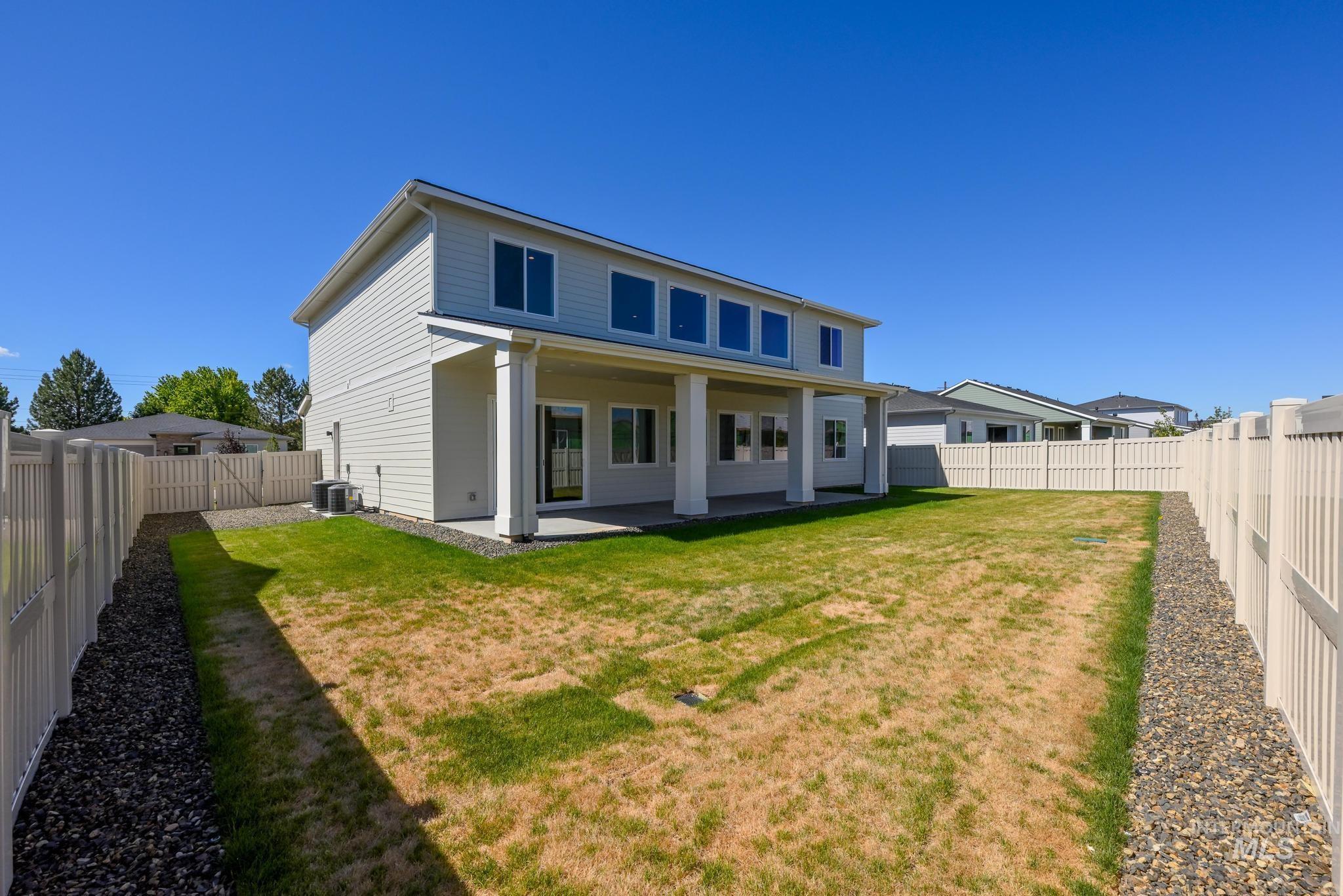 1138 W Osceola St, Middleton, Idaho 83644, 5 Bedrooms, 4.5 Bathrooms, Residential For Sale, Price $744,000,MLS 98973678